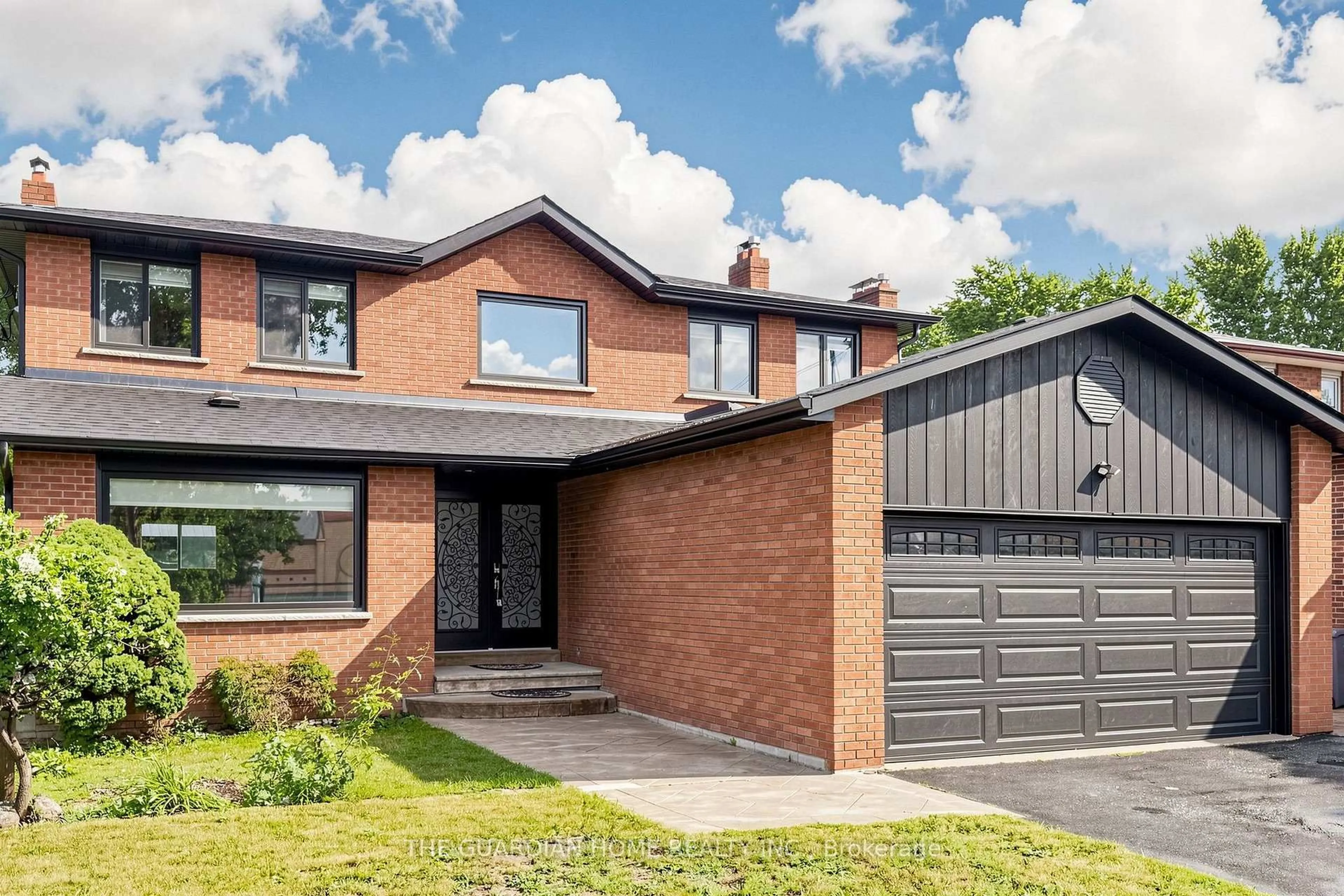 Home with brick exterior material, street for 421 Carrville Rd, Richmond Hill Ontario L4C 6E5