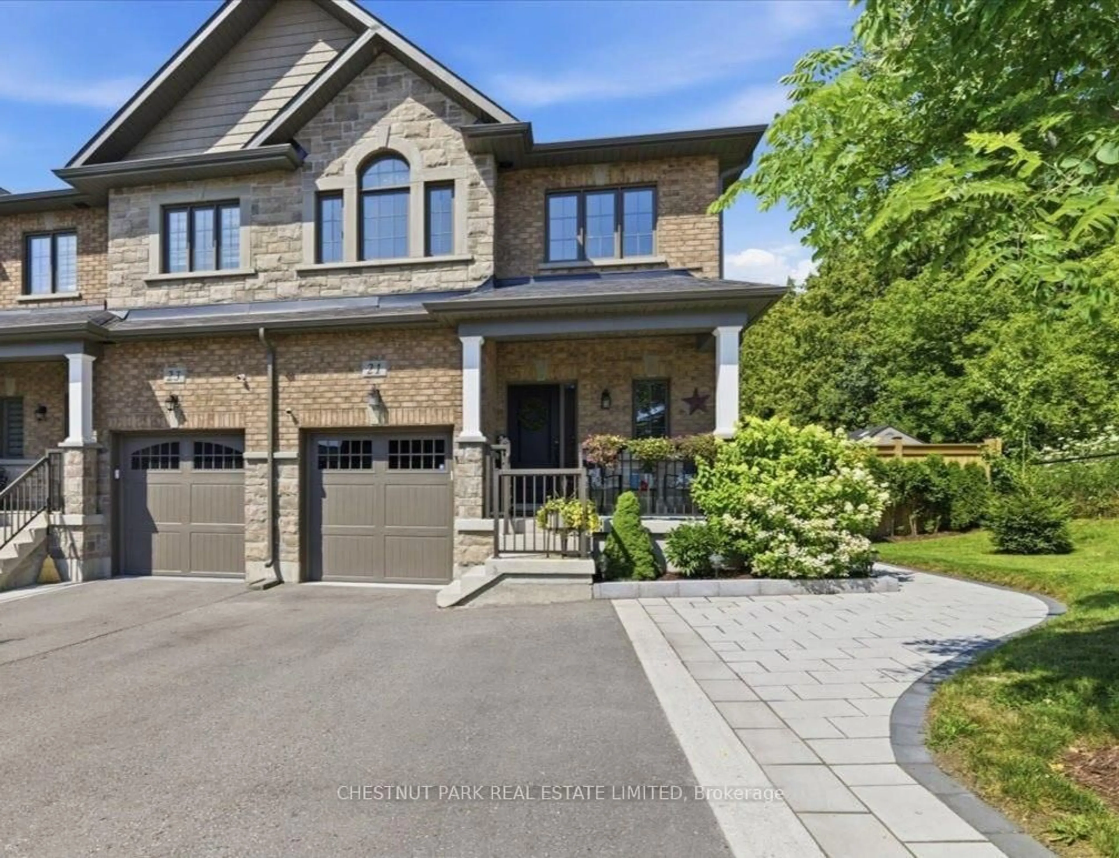 Home with brick exterior material, street for 21 Gord Matthews Way, Uxbridge Ontario L9P 0E9