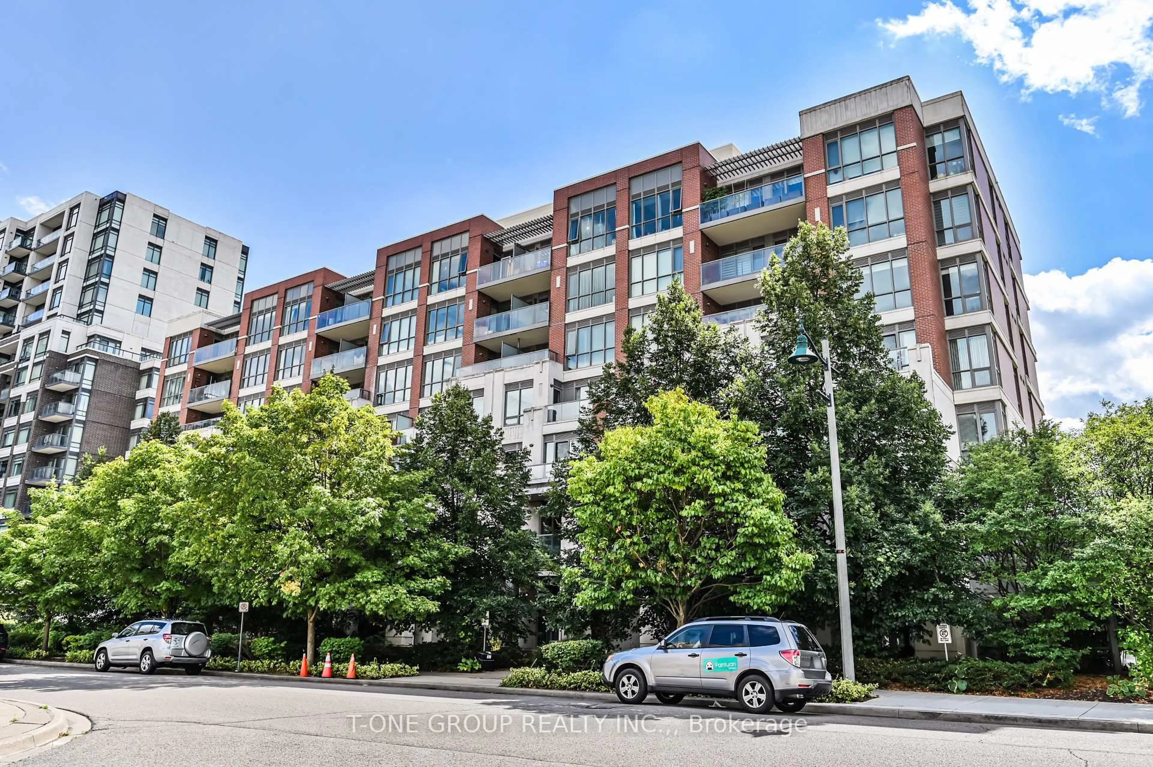 Unknown for 57 Upper Duke Cres #404, Markham Ontario L6G 0B9