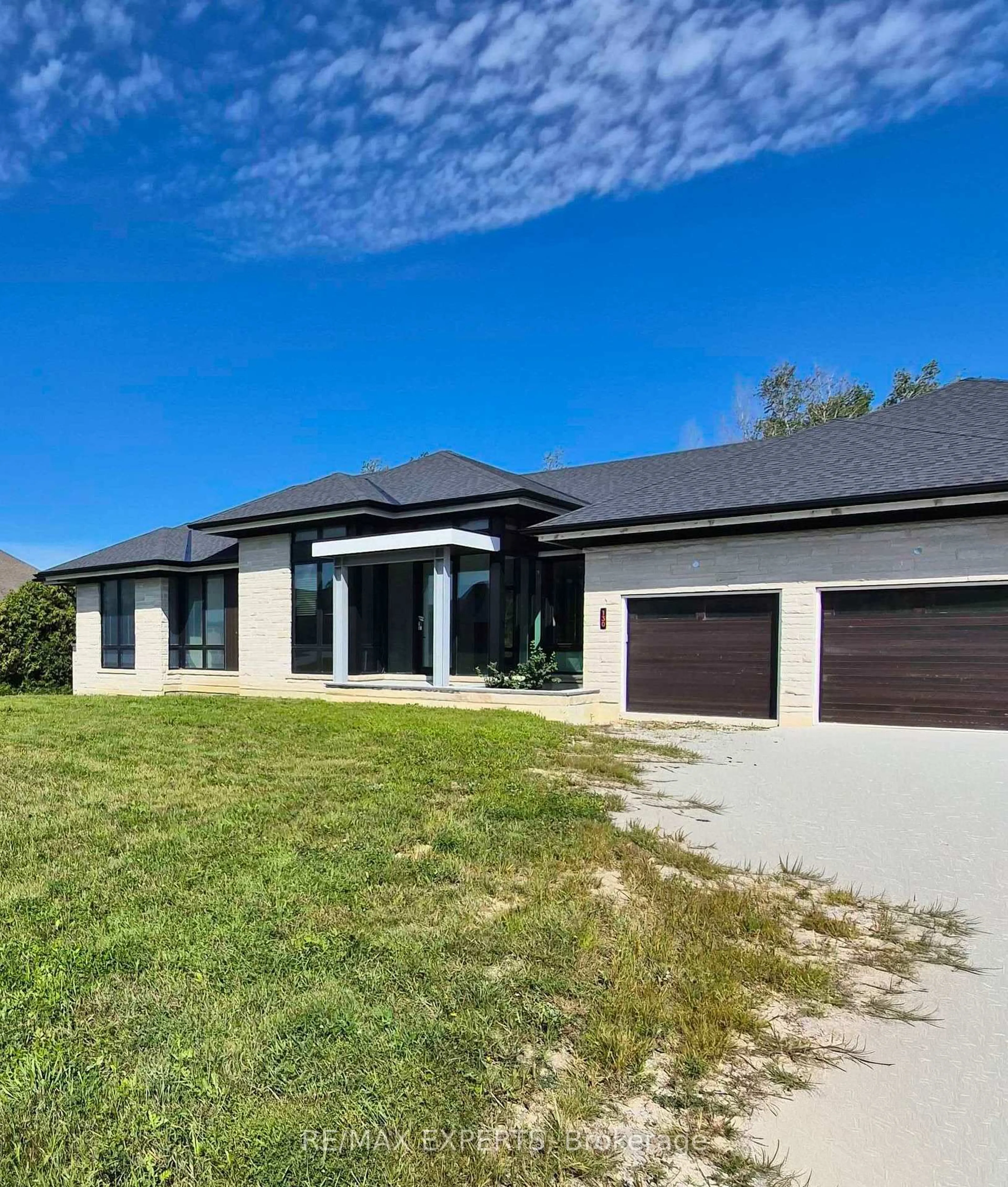 Unknown for 130 Dale Cres, Bradford West Gwillimbury Ontario L0L 1L0