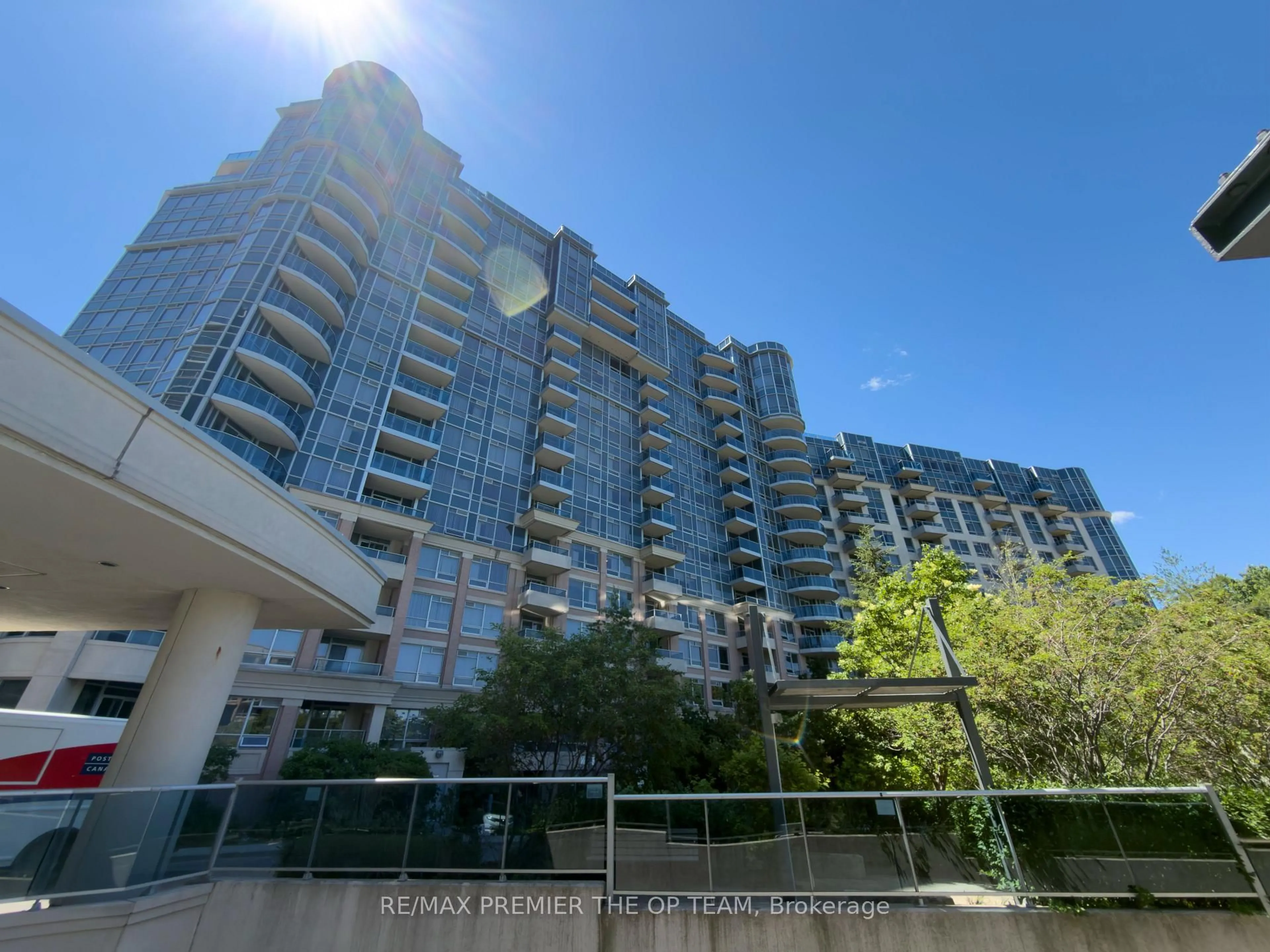 Unknown for 23 Cox Blvd #1077, Markham Ontario L3R 7Z9