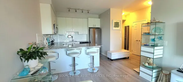 11611 Yonge St #301, Richmond Hill 3