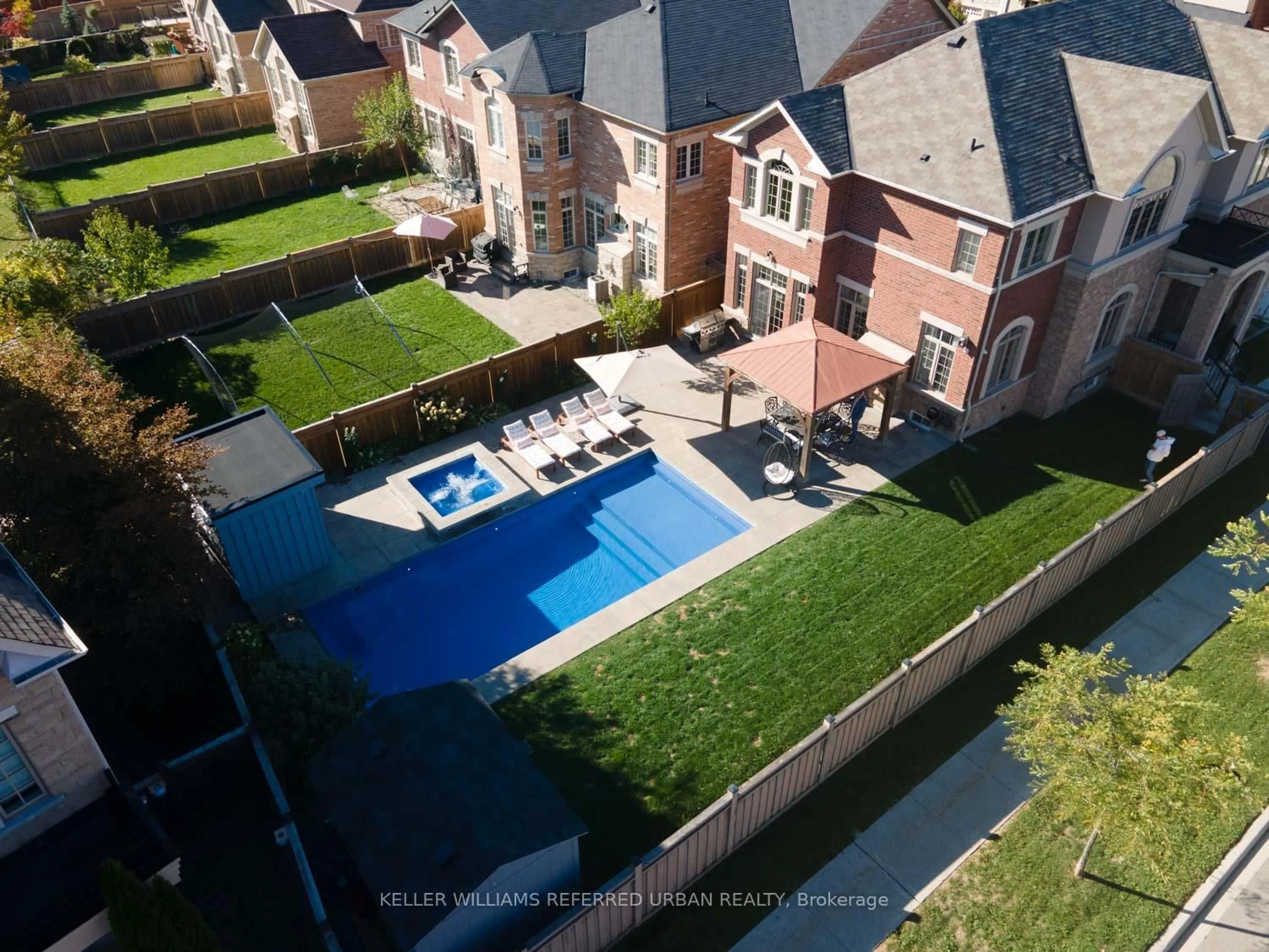 A pic from outside/outdoor area/front of a property/back of a property/a pic from drone, unknown for 79 Chaiwood Crt, Vaughan Ontario L6A 0V9