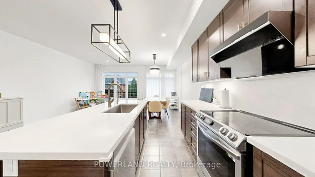 259 Dundas Way, Markham 5