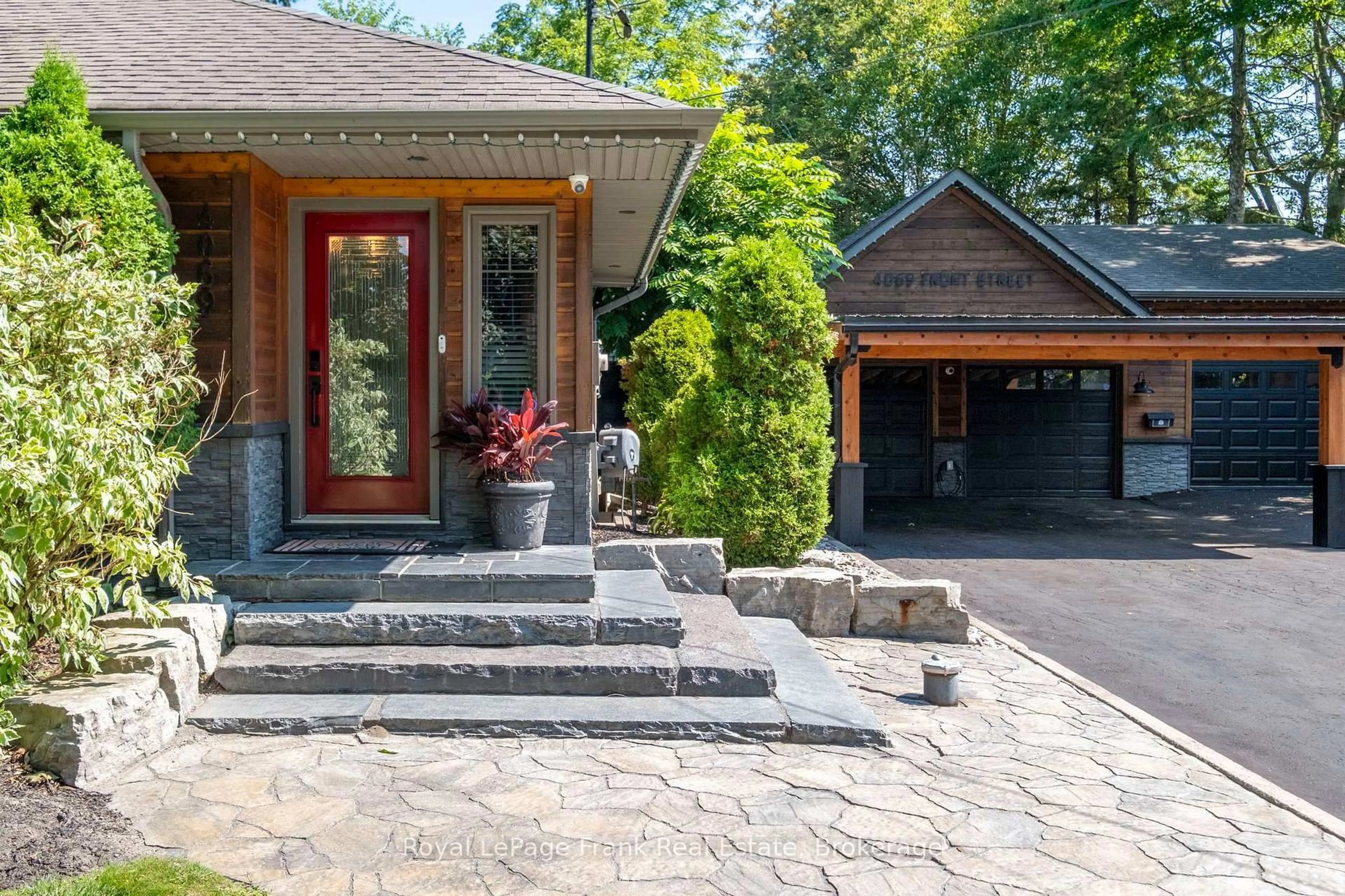 Unknown for 4069 Front St, Uxbridge Ontario L0C 1A0