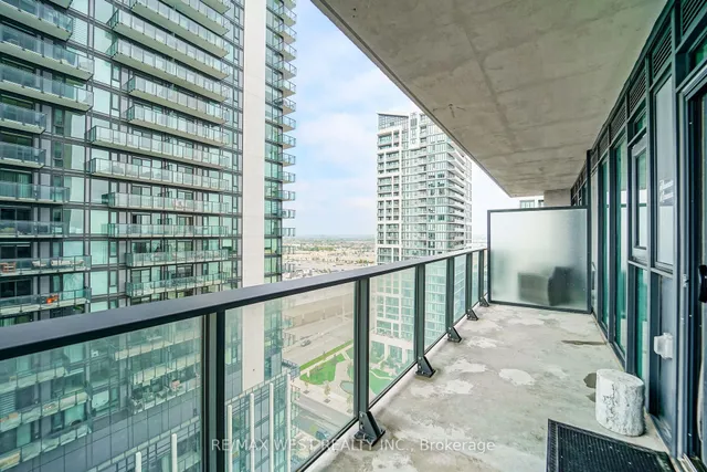 8960 Jane St #1502, Vaughan 5