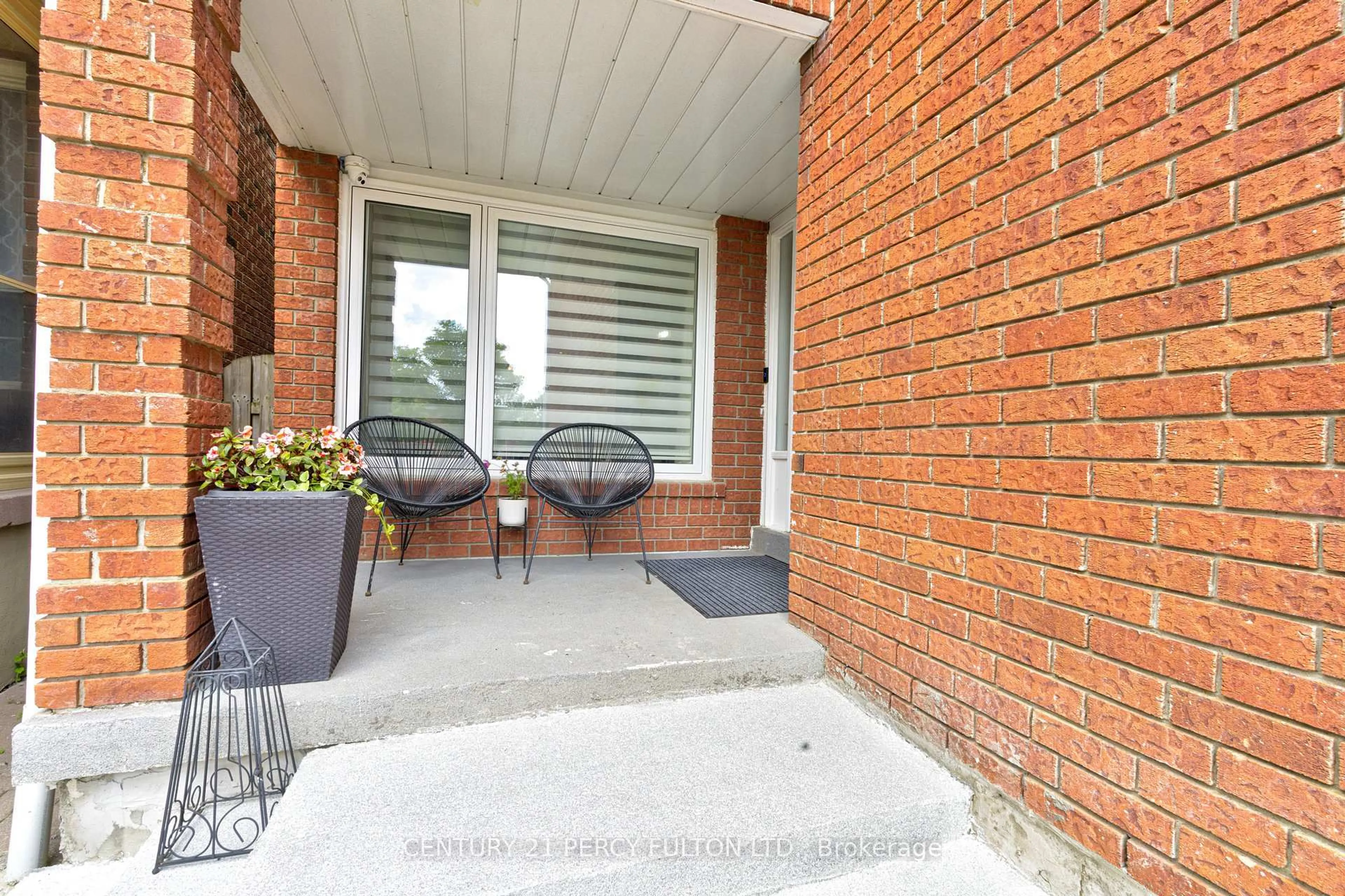 Patio, street for 109 Woodcroft Lane, Vaughan Ontario L4L 6T2