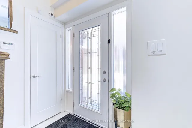 109 Woodcroft Lane, Vaughan 5