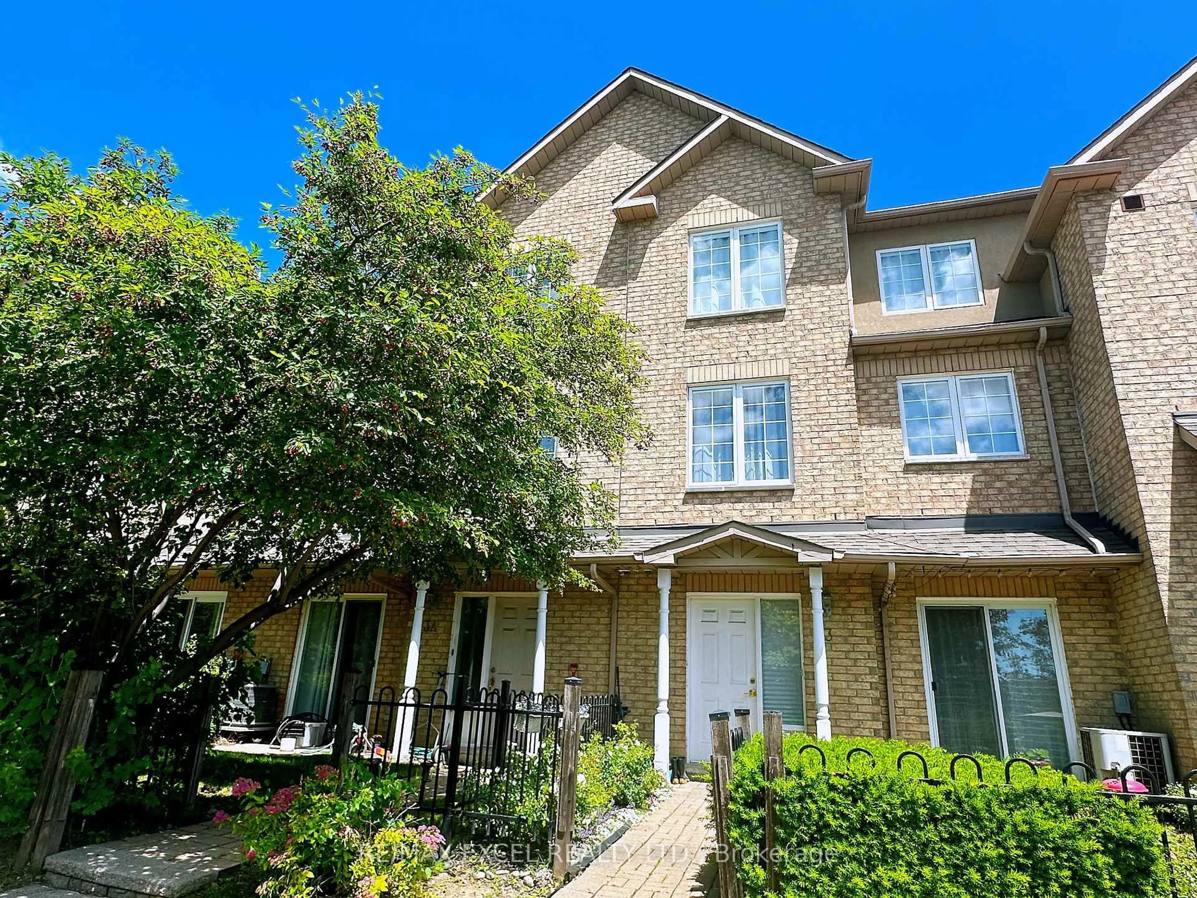 Home with brick exterior material, street for 10 Cox Blvd #3, Markham Ontario L3R 4G2