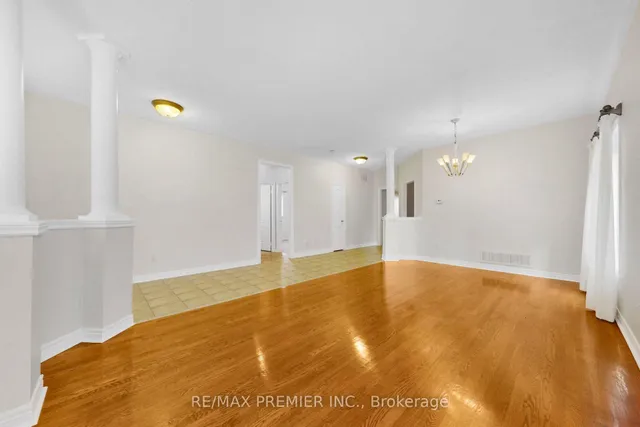 146 South Belair Dr, Vaughan 5