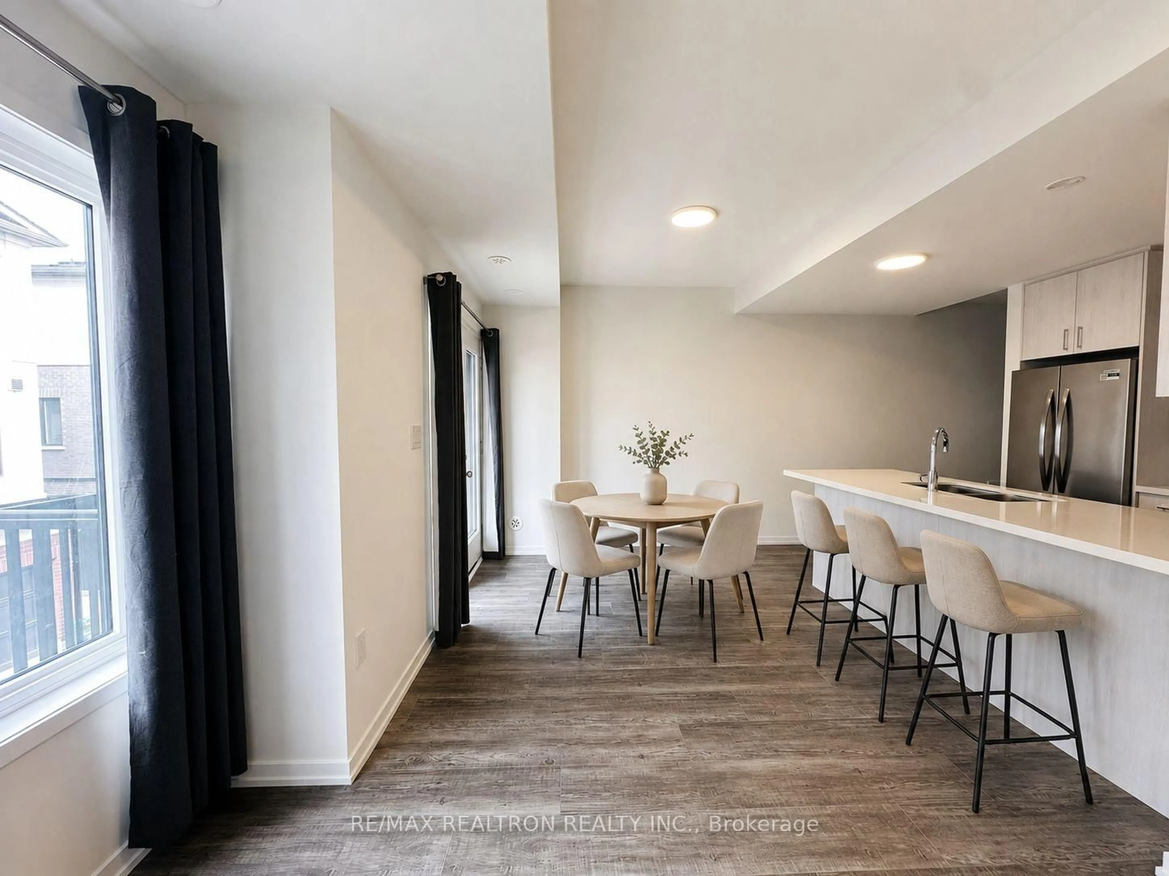 A pic of a room for 105 Matawin Lane, Richmond Hill Ontario L4B 0H7