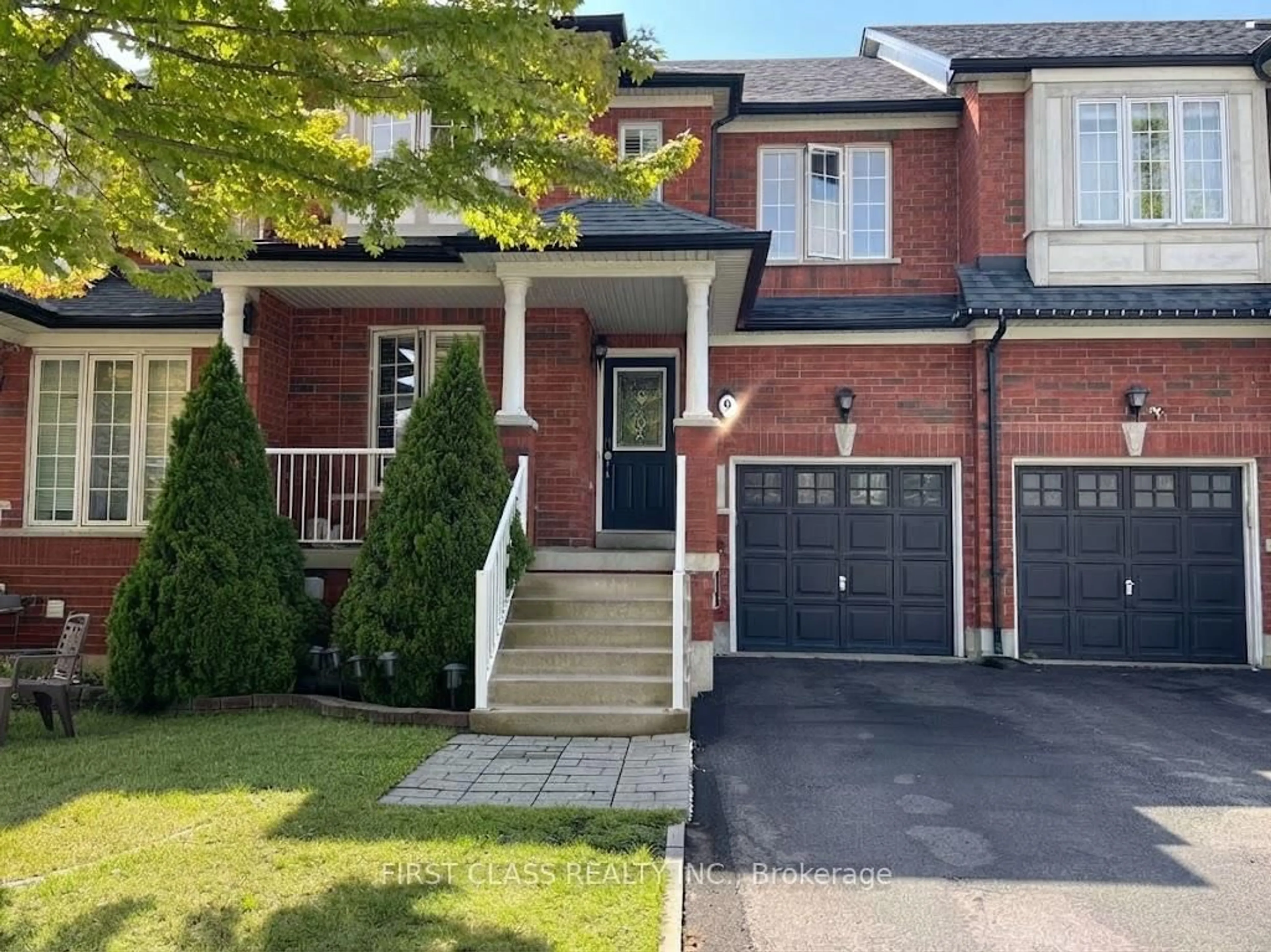 Home with brick exterior material, street for 9 Revelstoke Cres, Richmond Hill Ontario L4B 4T4