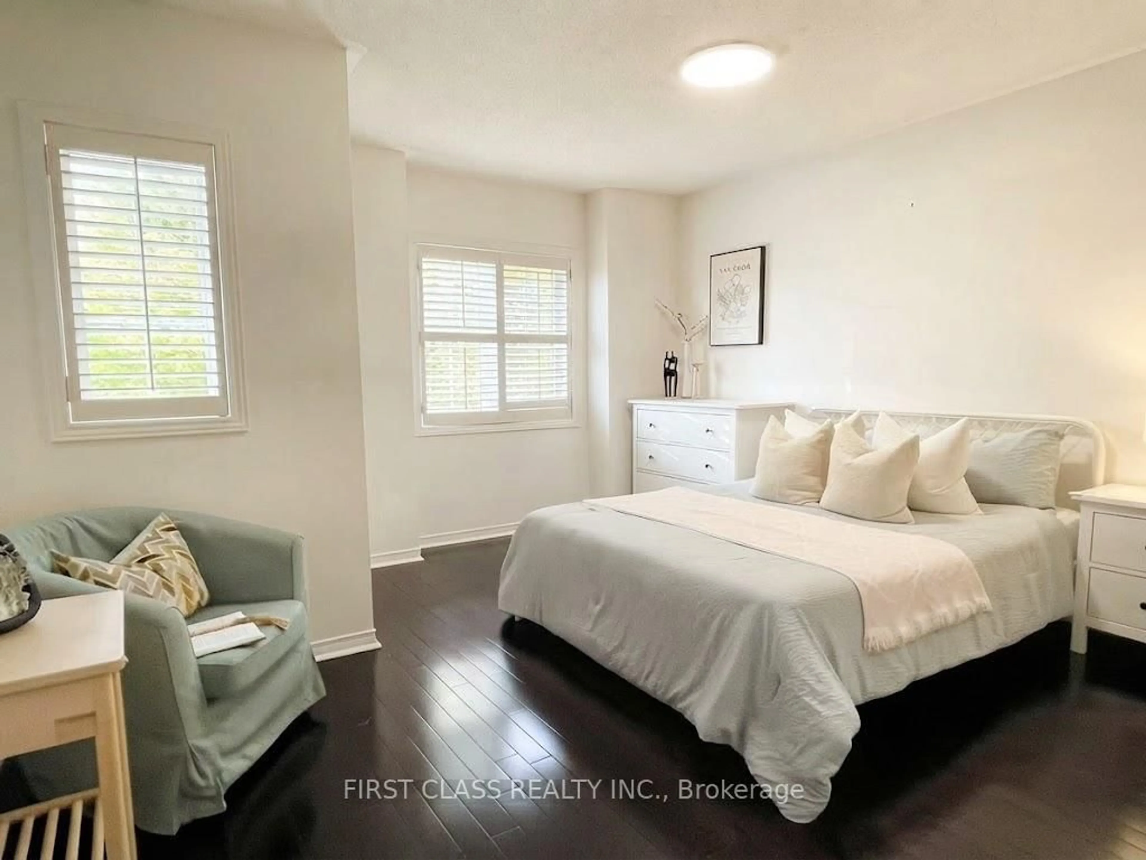A pic of a room for 9 Revelstoke Cres, Richmond Hill Ontario L4B 4T4