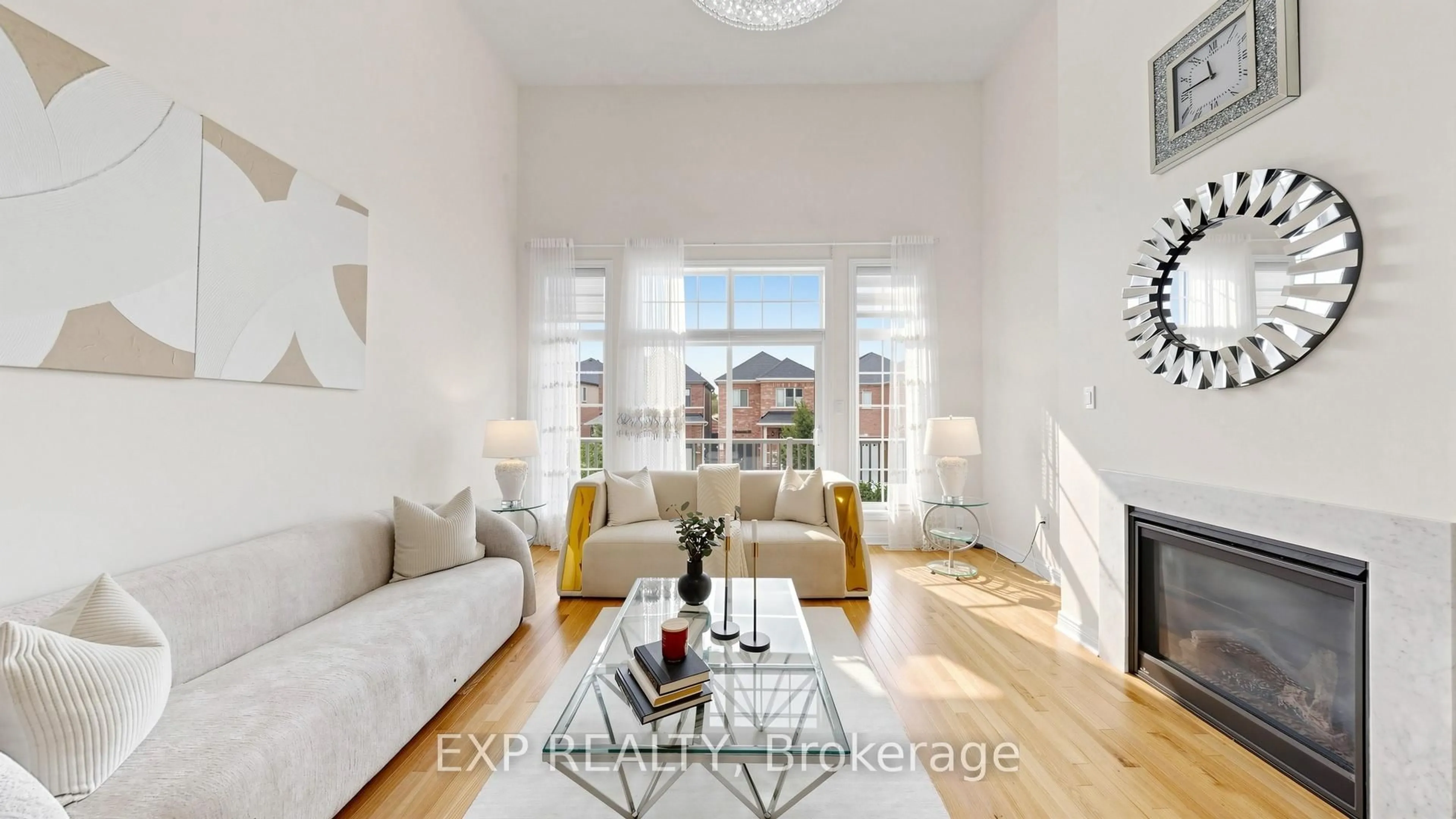 Living room with furniture, wood/laminate floor for 34 Buttonleaf Cres, Whitchurch-Stouffville Ontario L4A 4P5