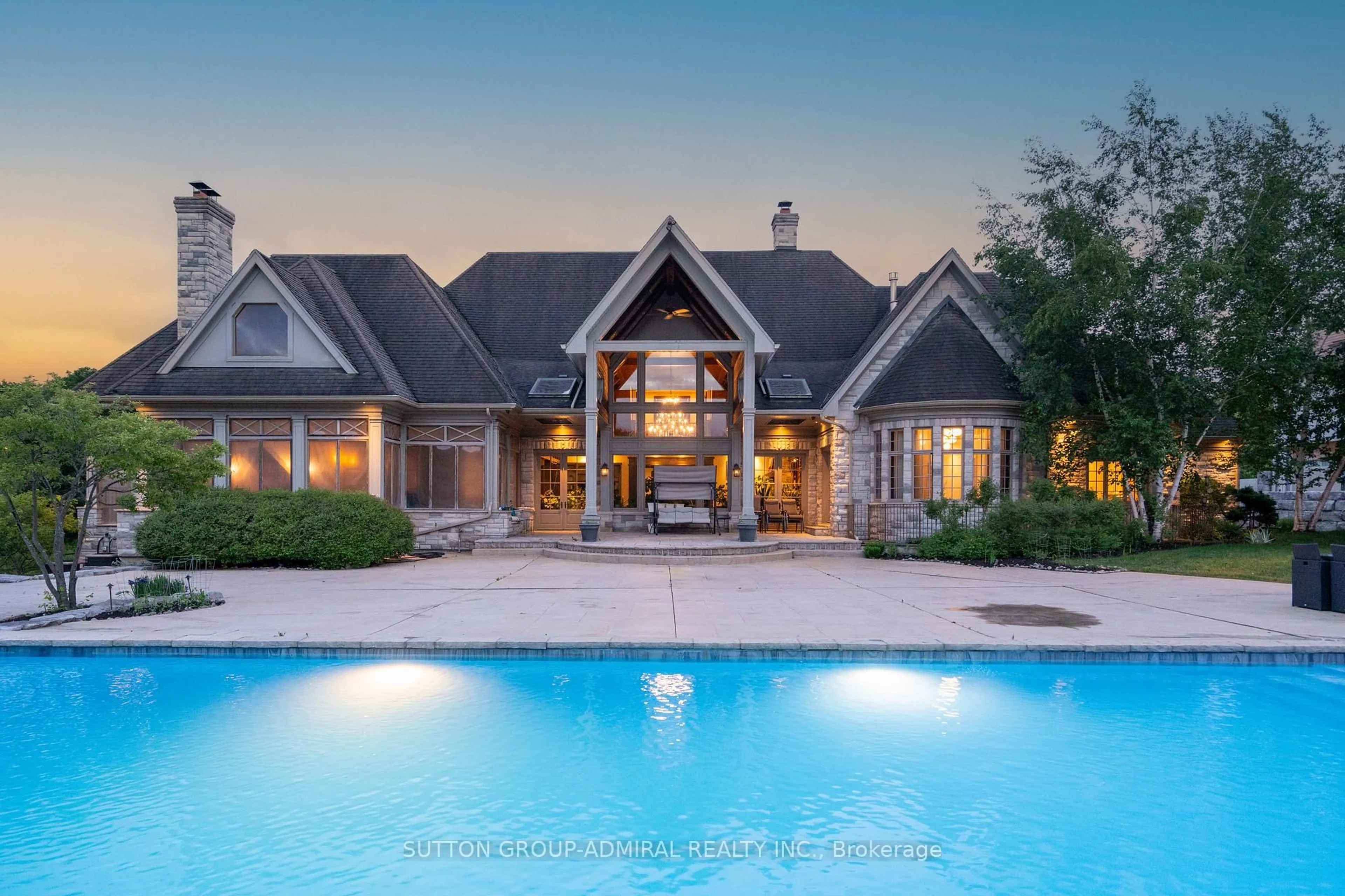 Pool for 66 Scotch Valley Dr, King Ontario L7B 1L9