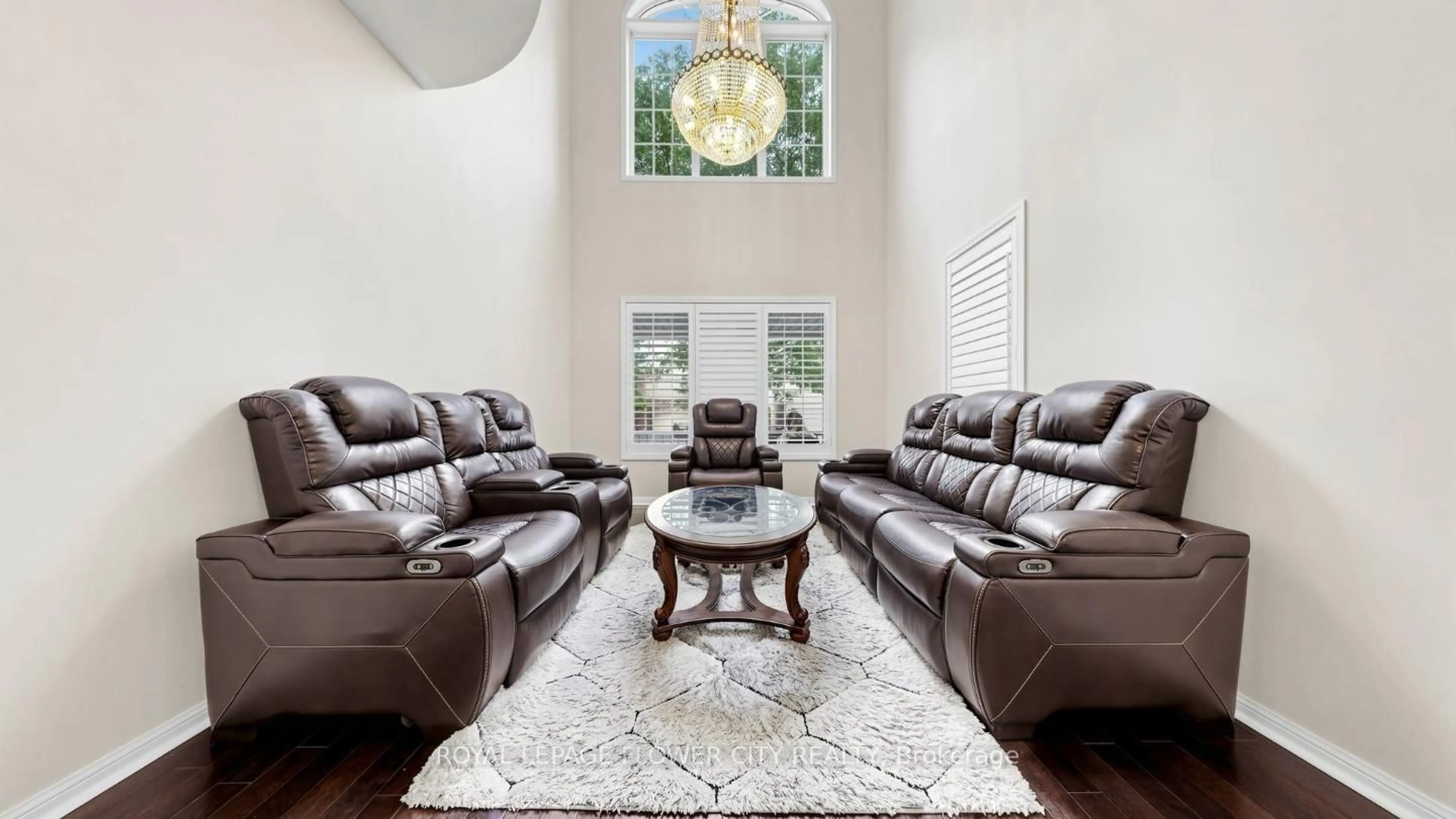 Living room with furniture, unknown for 70 Boom Rd, Vaughan Ontario L6A 3G2