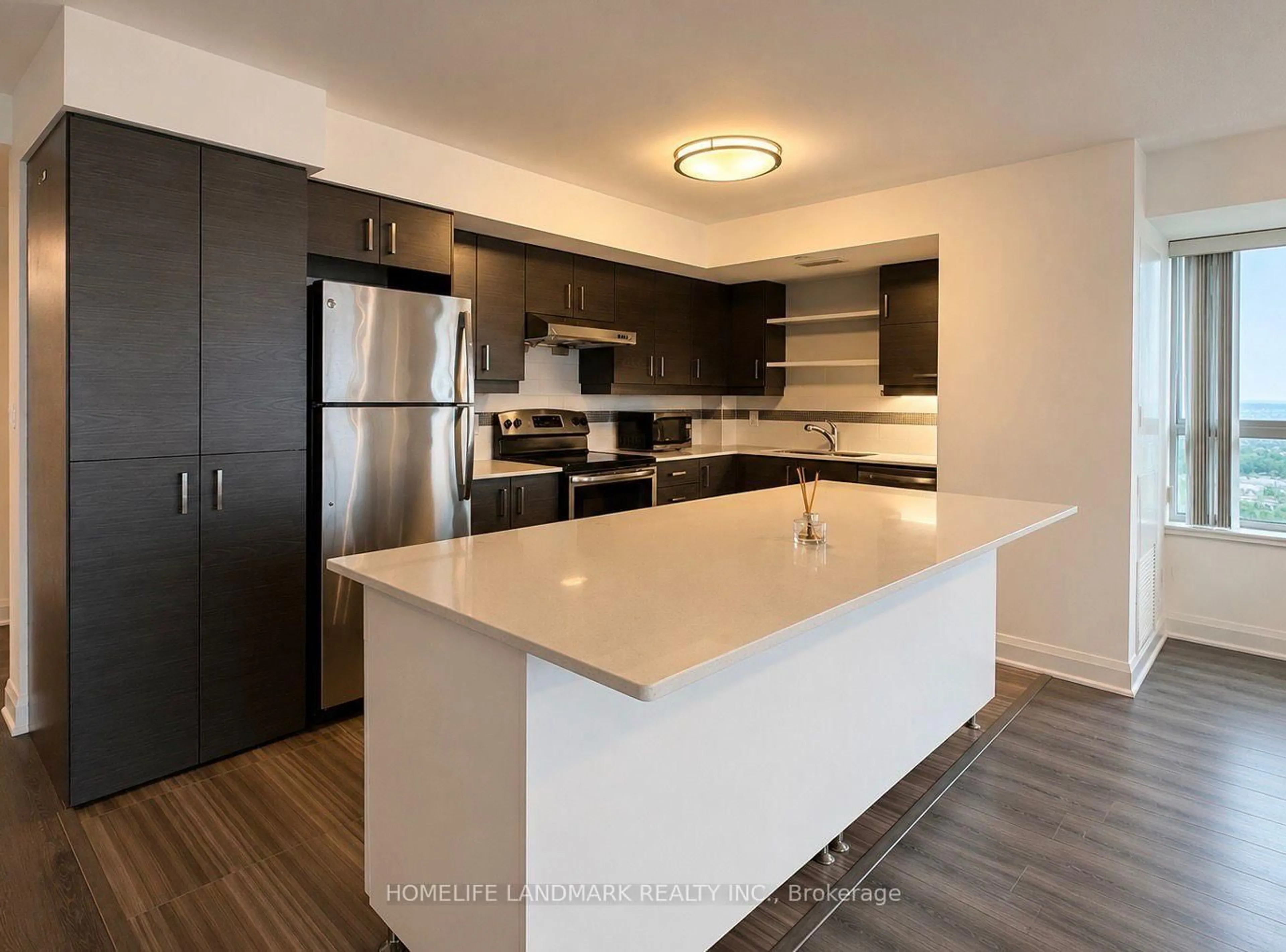 Open concept kitchen, unknown for 1 Uptown Dr #1702, Markham Ontario L3R 5C1
