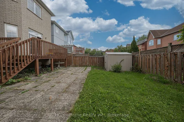 8 BRIAR PATH Lane, Markham 3