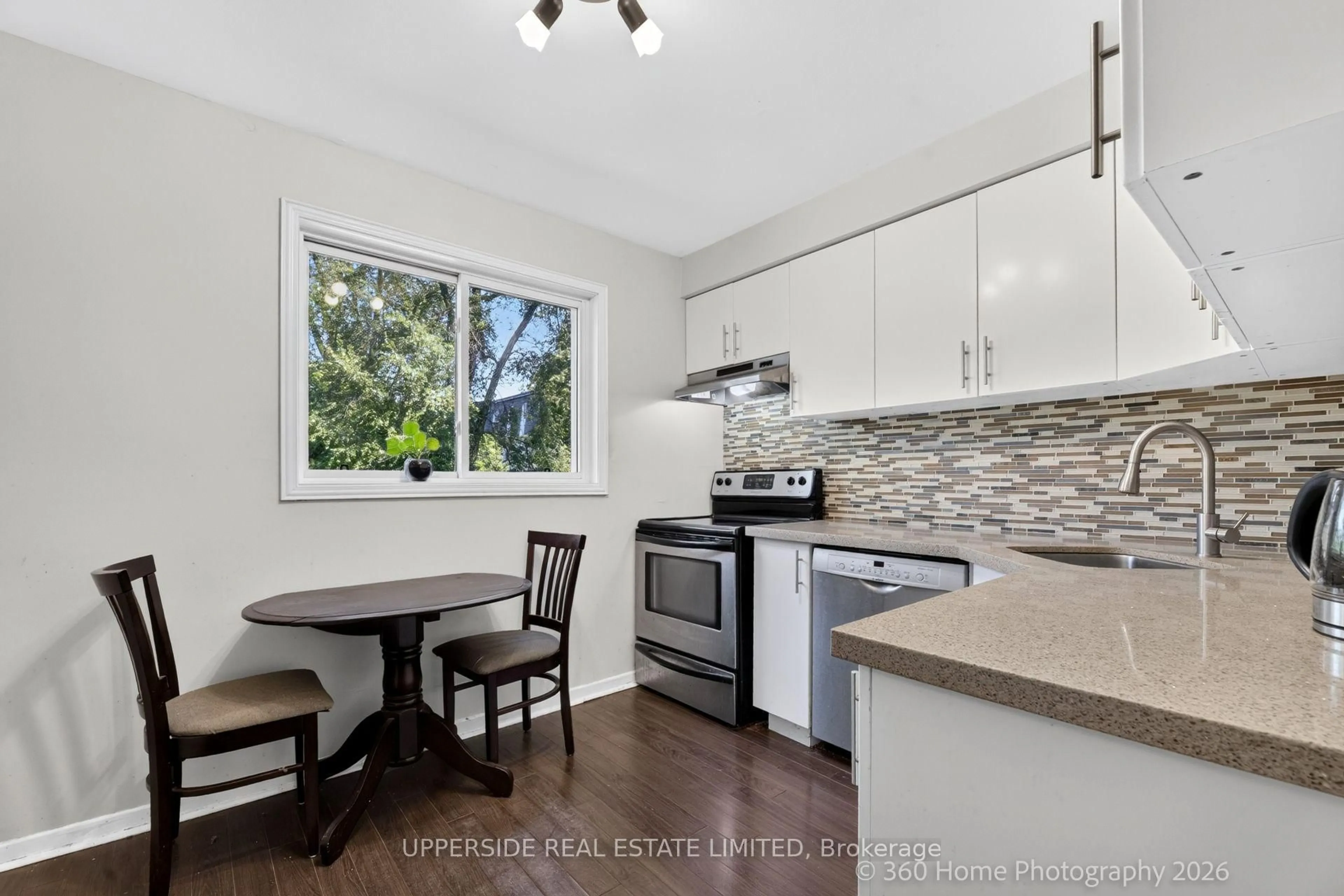 Standard kitchen, unknown for 119 Henderson Ave #7, Markham Ontario L3T 2L3