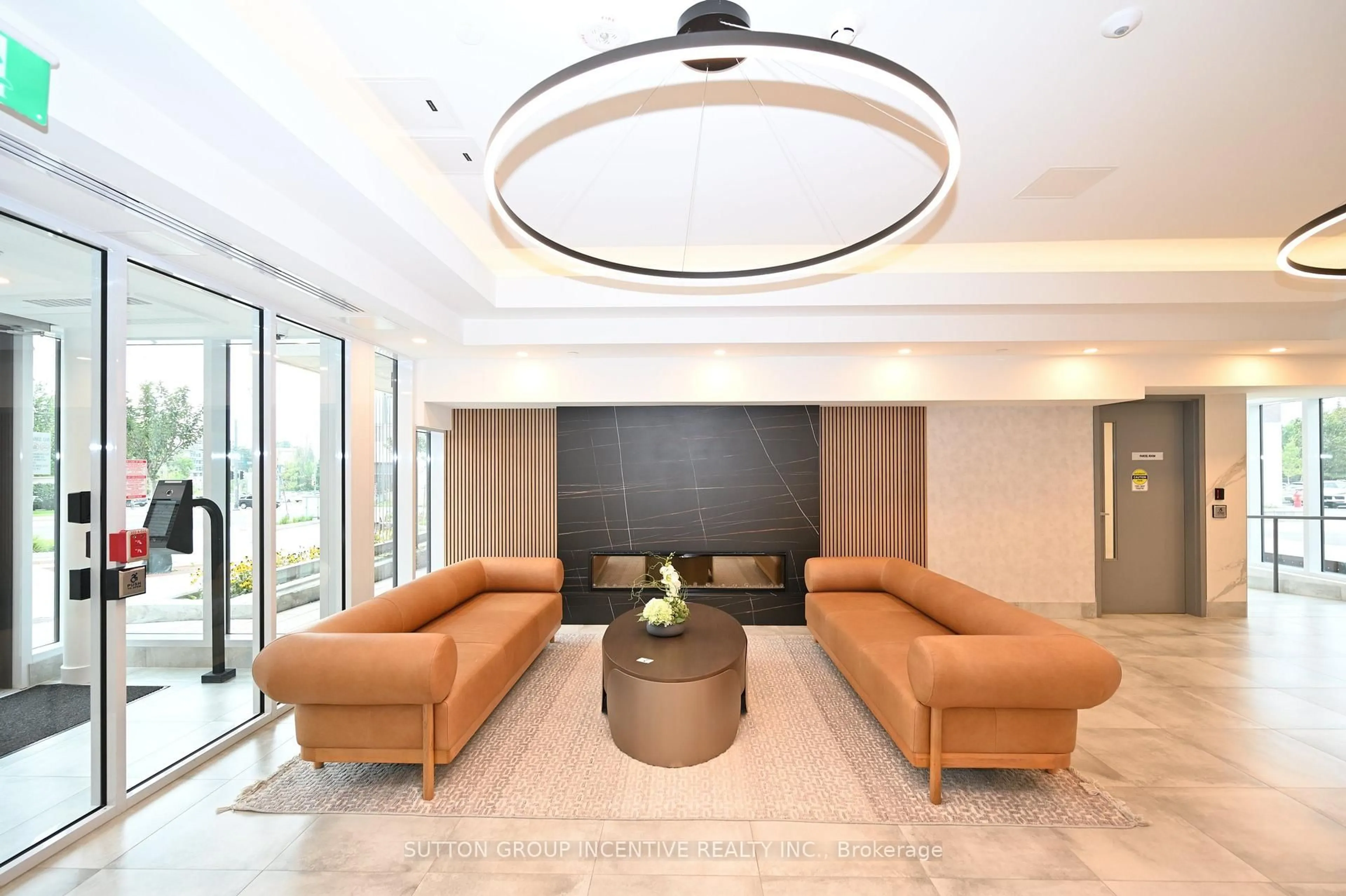 Lobby for 705 Davis Dr #A803, Newmarket Ontario L3Y 0J1