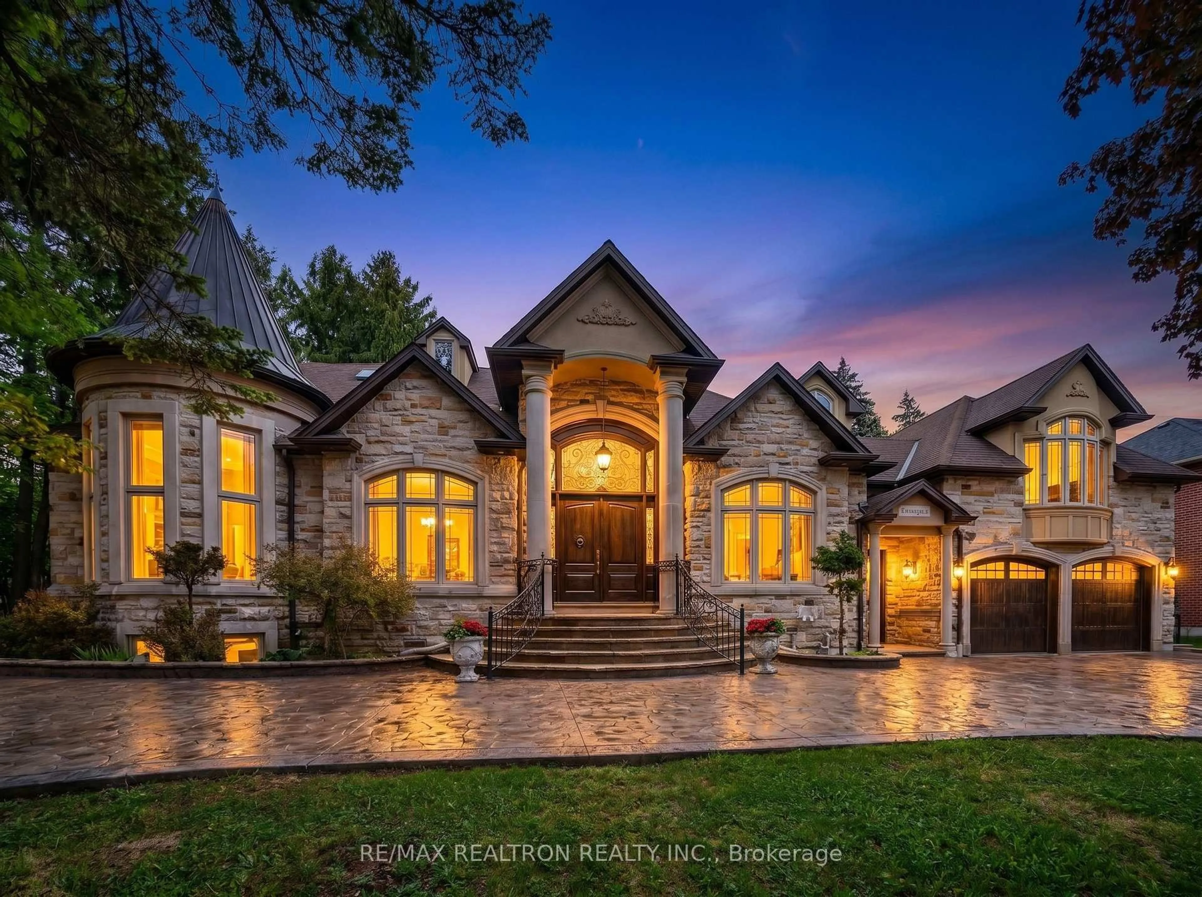 Home with brick exterior material, mountain view for 30 Thornlea Rd, Markham Ontario L3T 1X3