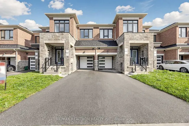 8 Hewison Ave, Richmond Hill 2