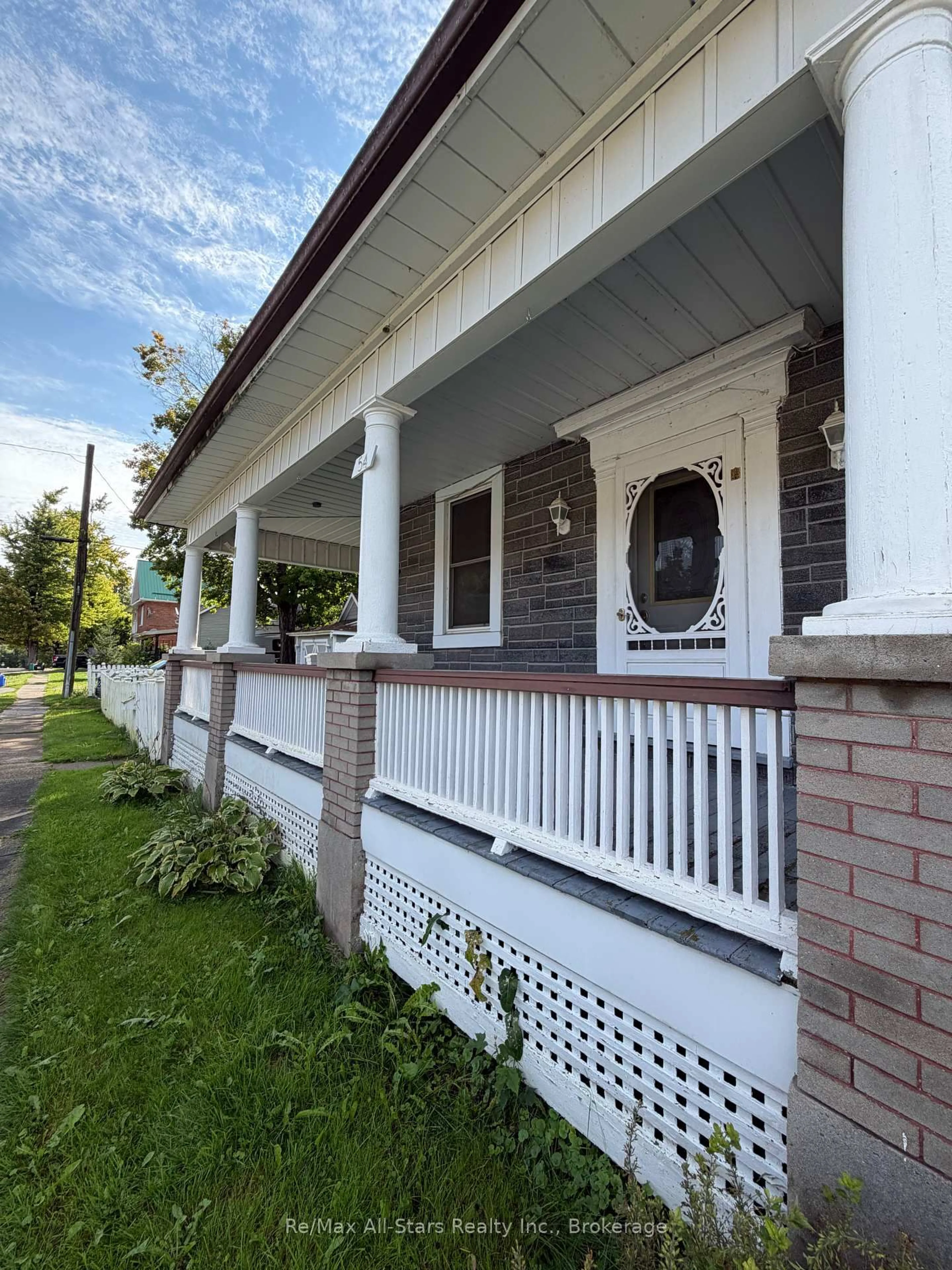 Unknown for 54 Munro St, Brock Ontario L0E 1E0