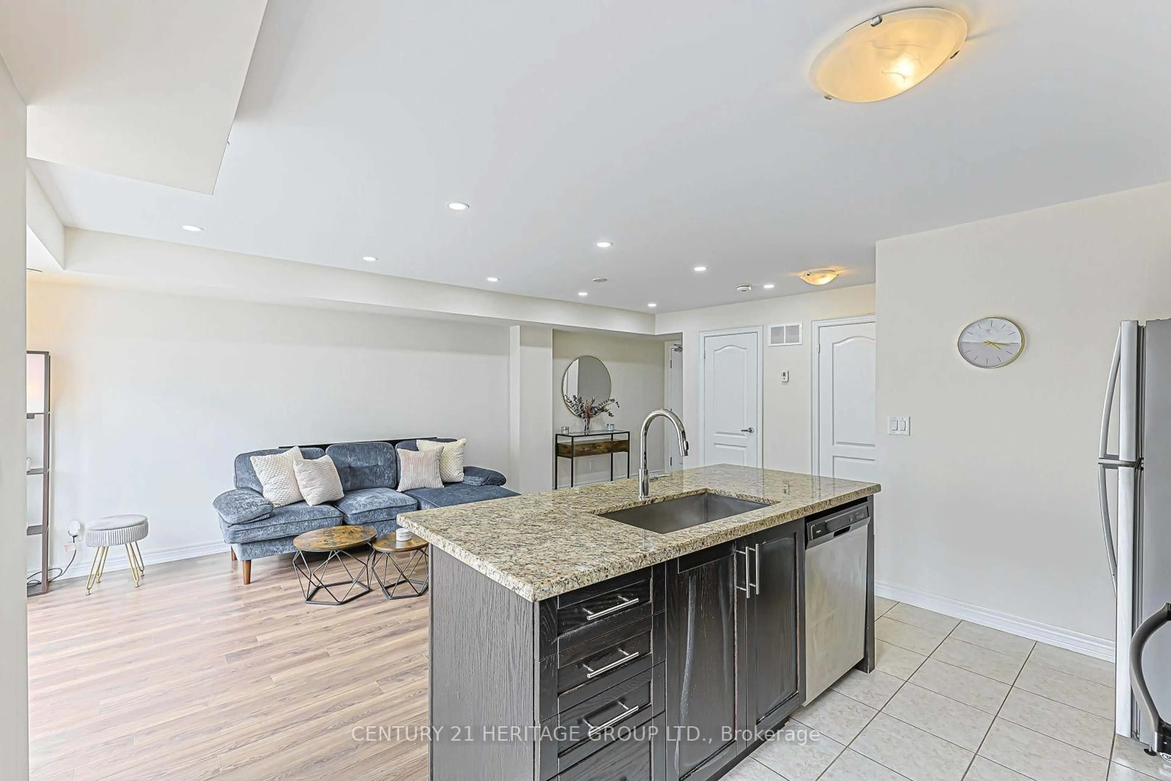 Open concept kitchen, ceramic/tile floor for 10 Dunshealth Way #216, Markham Ontario L6B 1N3