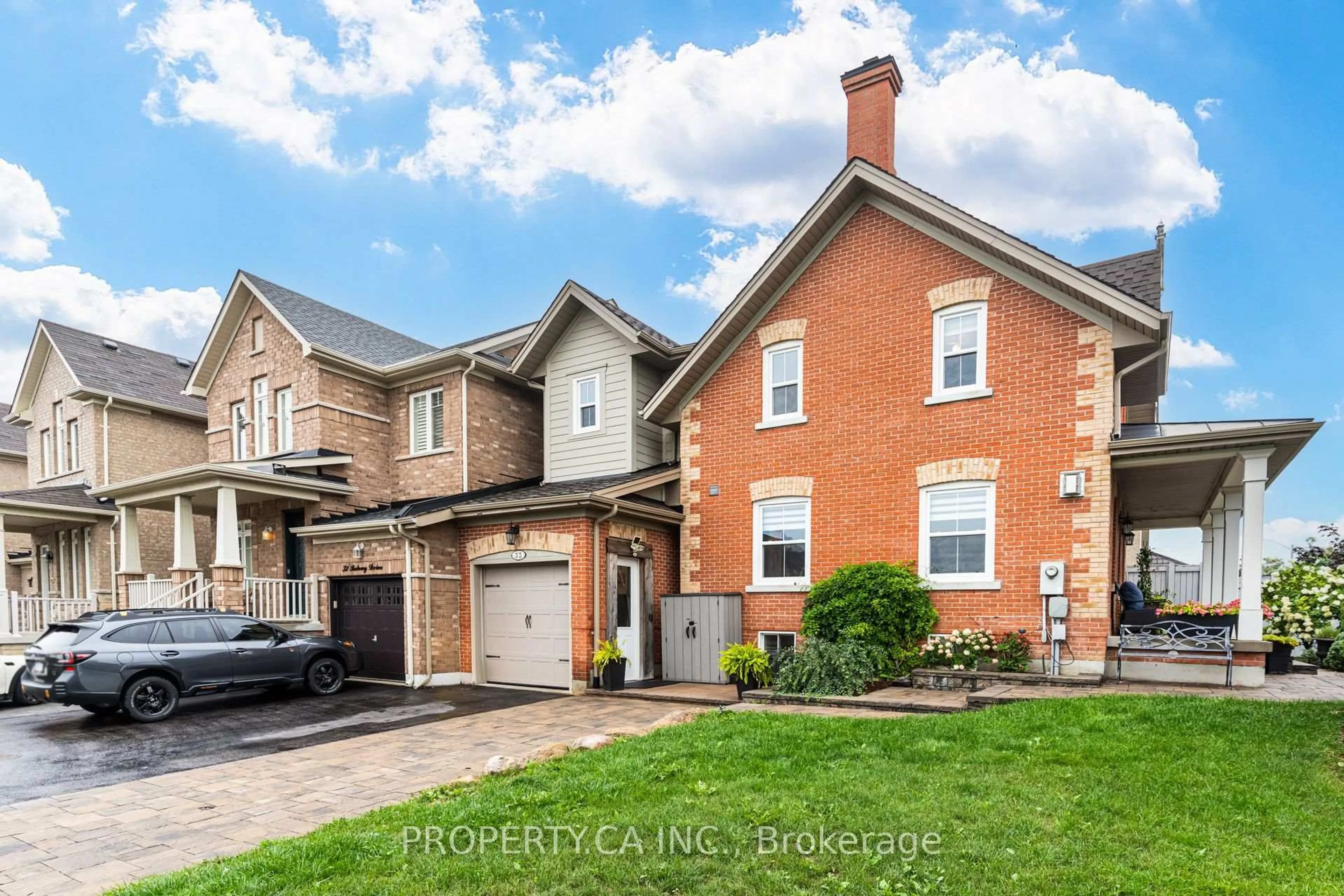 Home with brick exterior material, street for 33 Betony Dr, Richmond Hill Ontario L4E 0V6