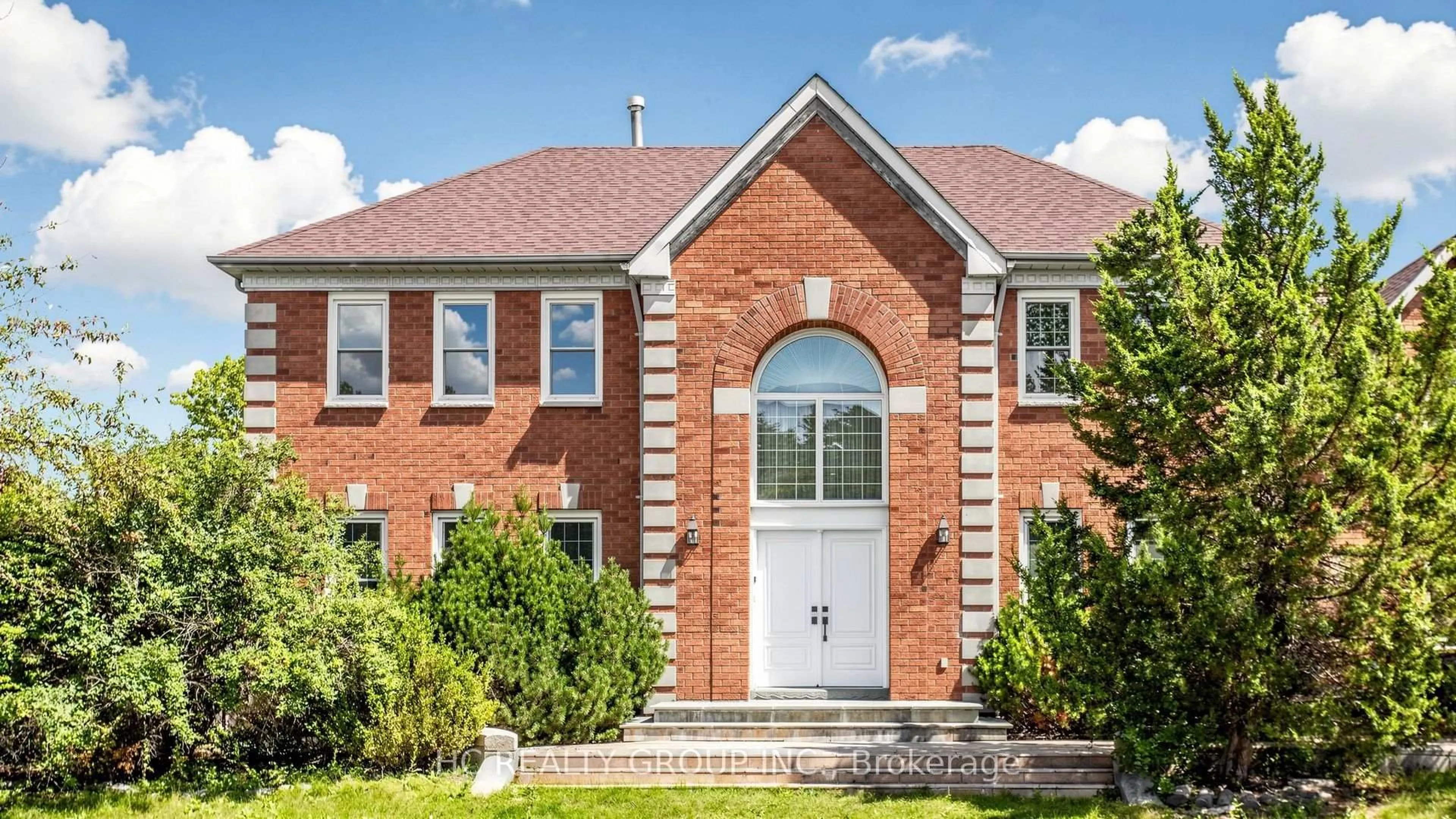 Home with brick exterior material, street for 26 Landmark Crt, Markham Ontario L3R 0Z5