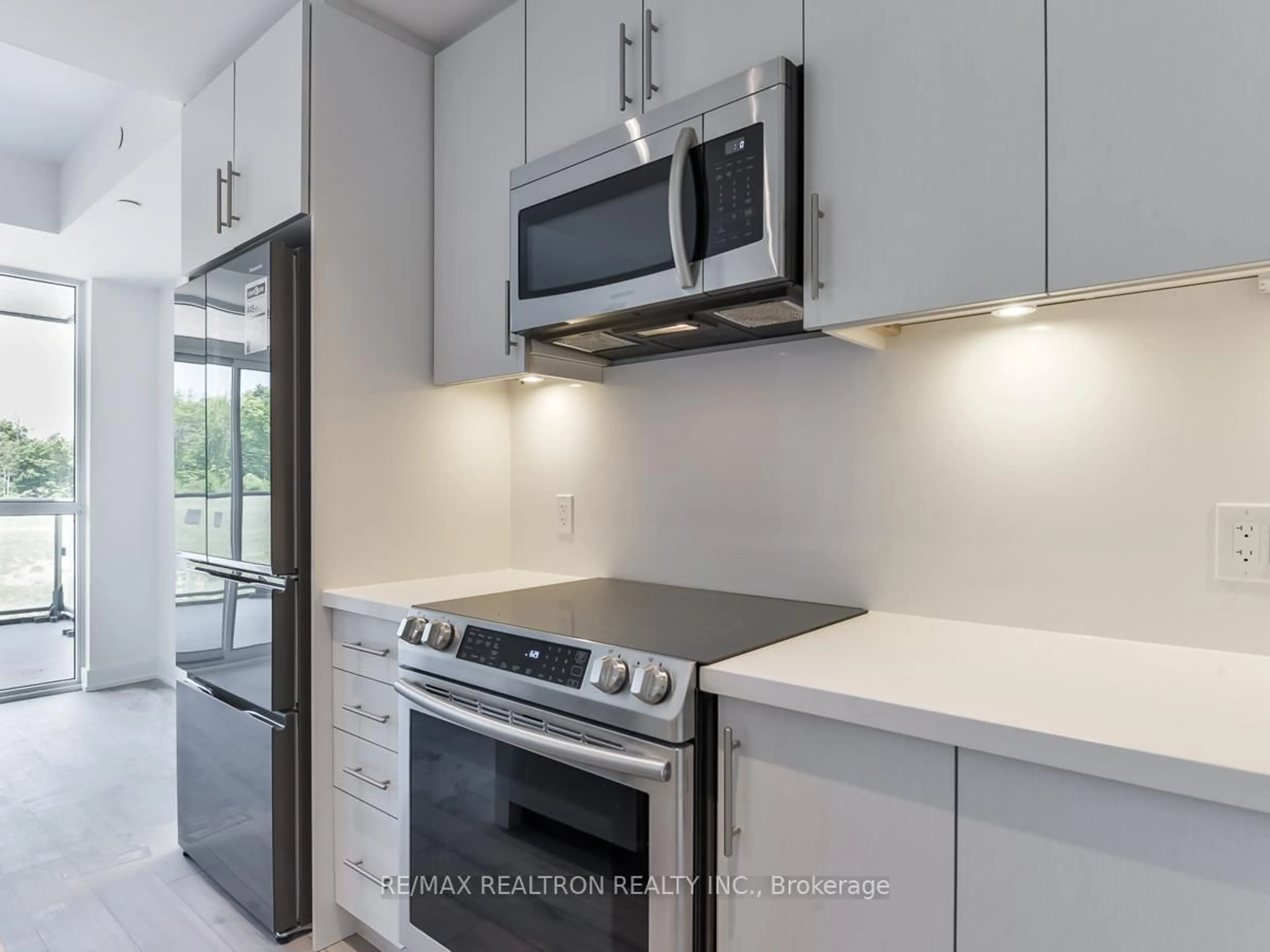 Standard kitchen, unknown for 375 Sea Ray Ave #209, Innisfil Ontario L9S 2P7