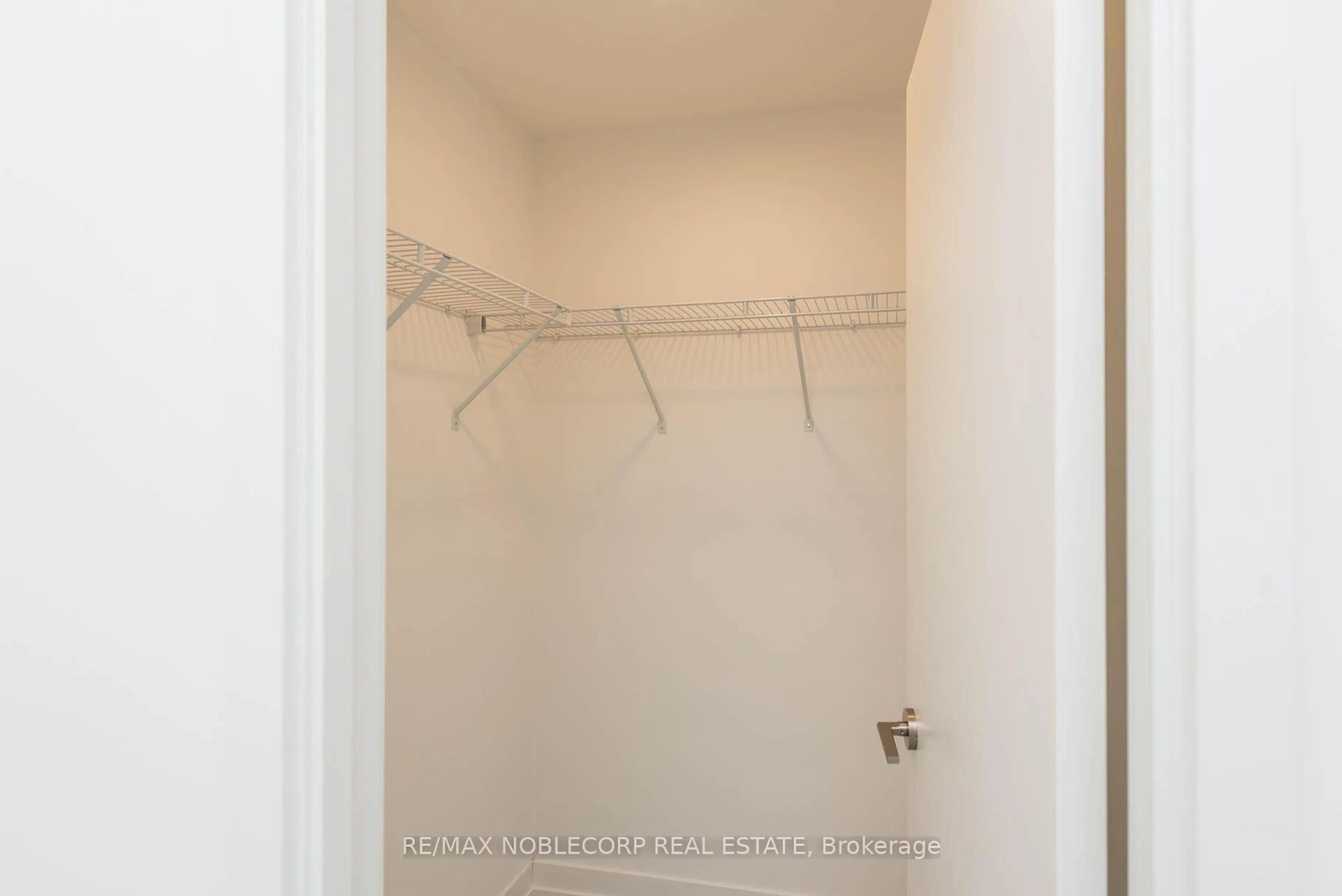 Storage room or clothes room or walk-in closet for 292 Verdale Crossing #812, Markham Ontario L6G 0H6