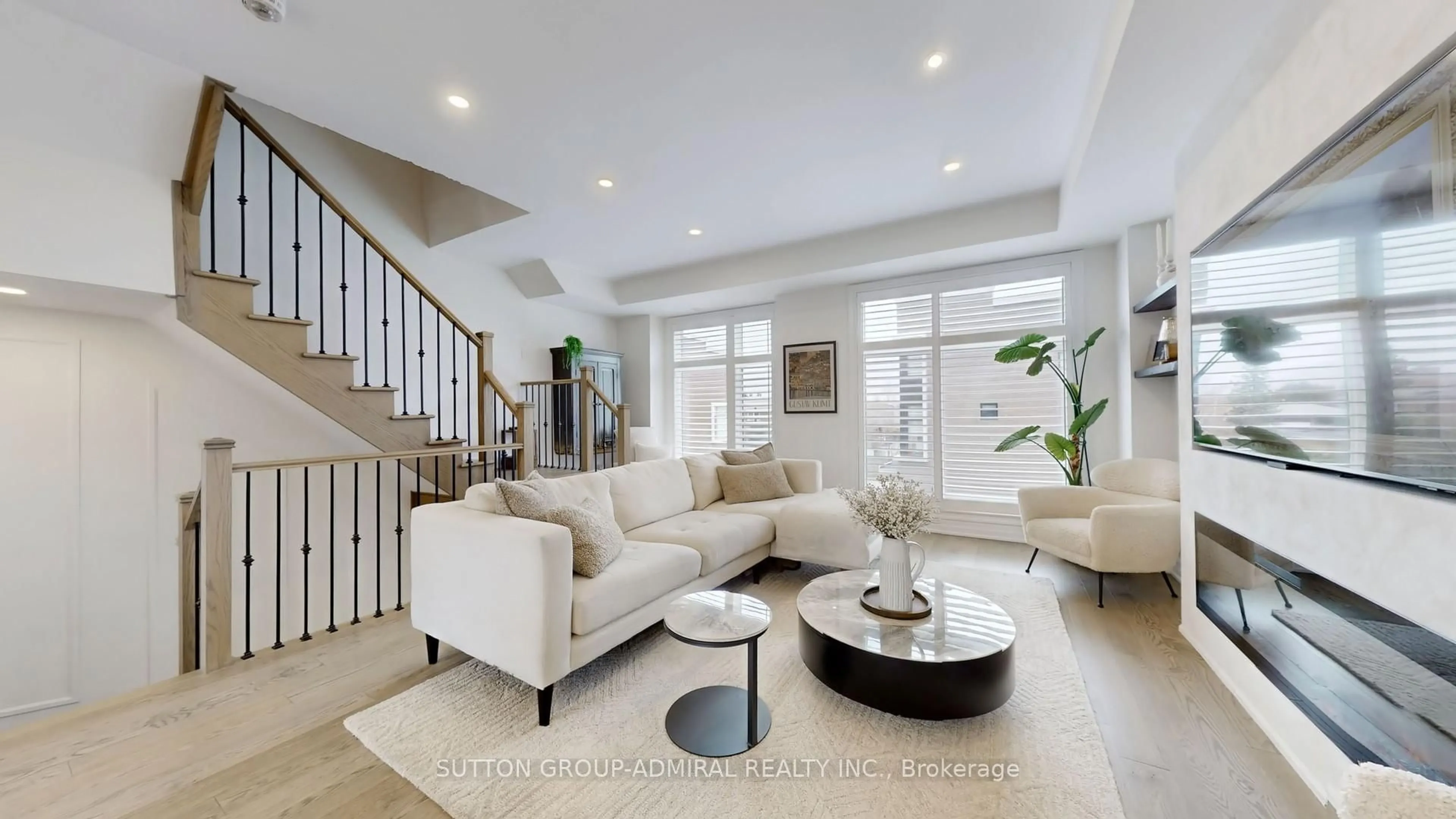 Living room with furniture, unknown for 60 Juneau St, Vaughan Ontario L4L 0H6