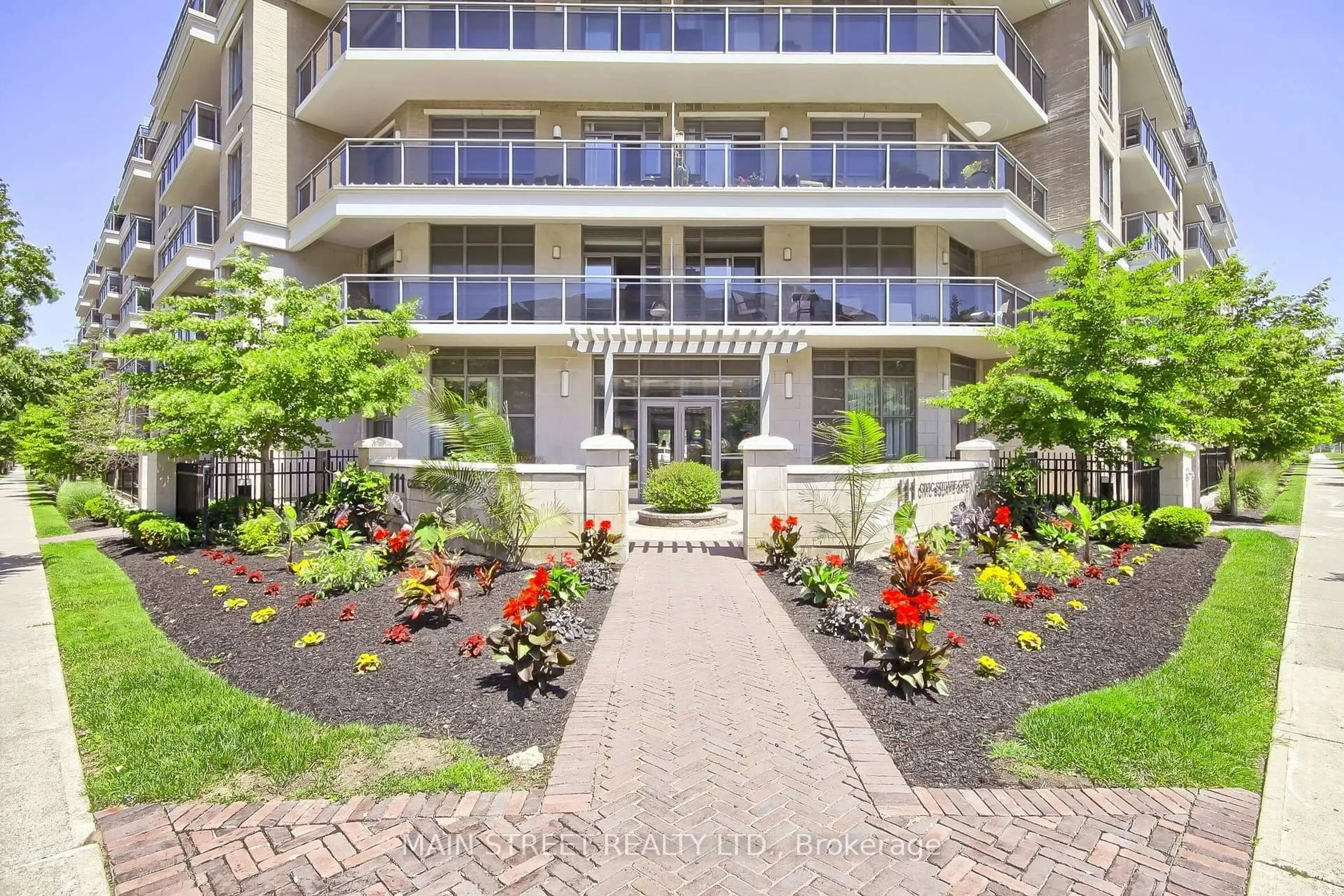 Unknown for 111 Civic Square Gate #619, Aurora Ontario L4G 0S6