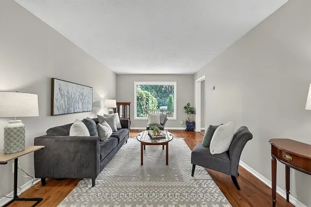 2 Amberglen Crt, East Gwillimbury 5