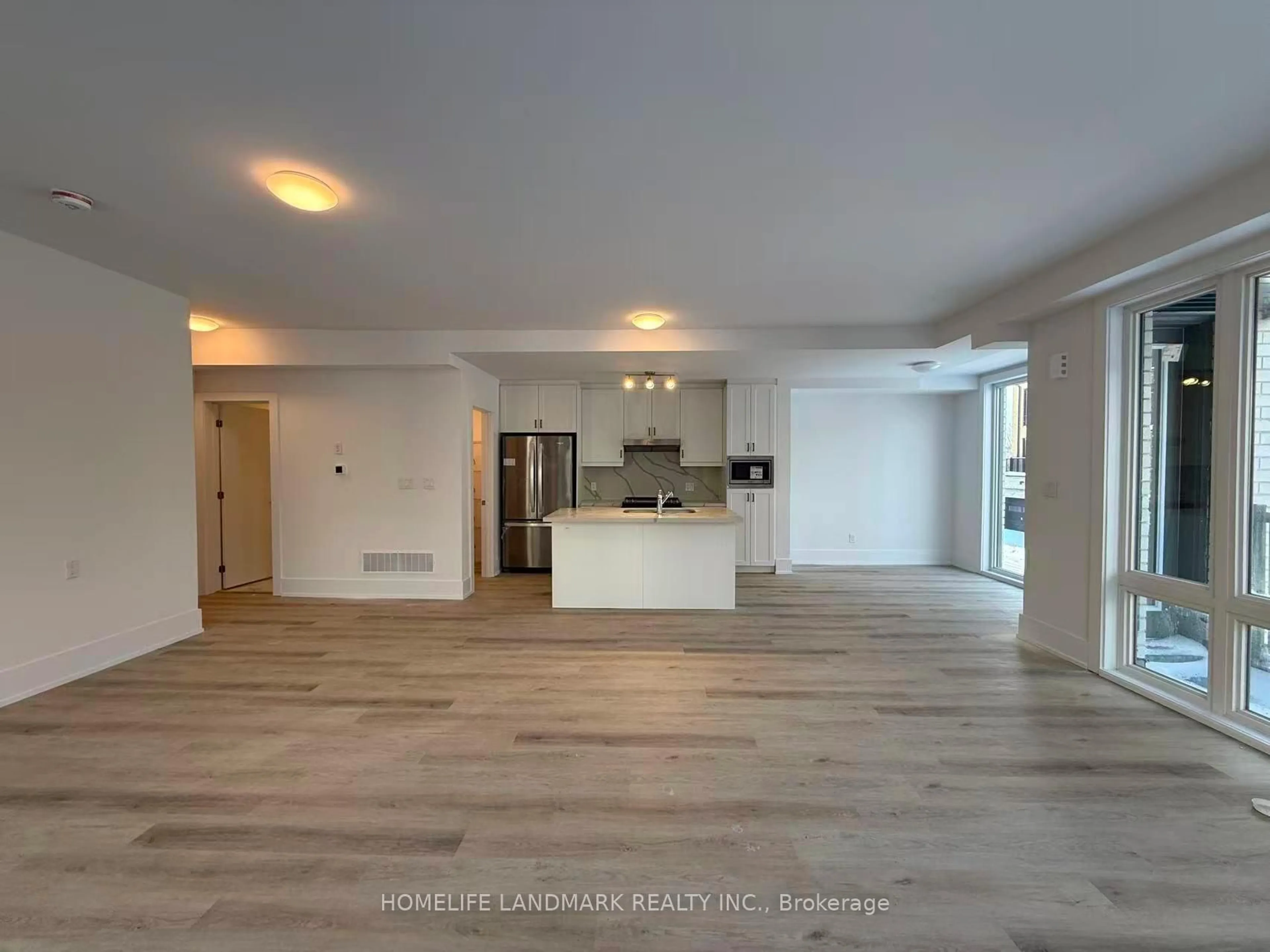 A pic of a room for 5 Kerns Lane, Richmond Hill Ontario L4E 1M1