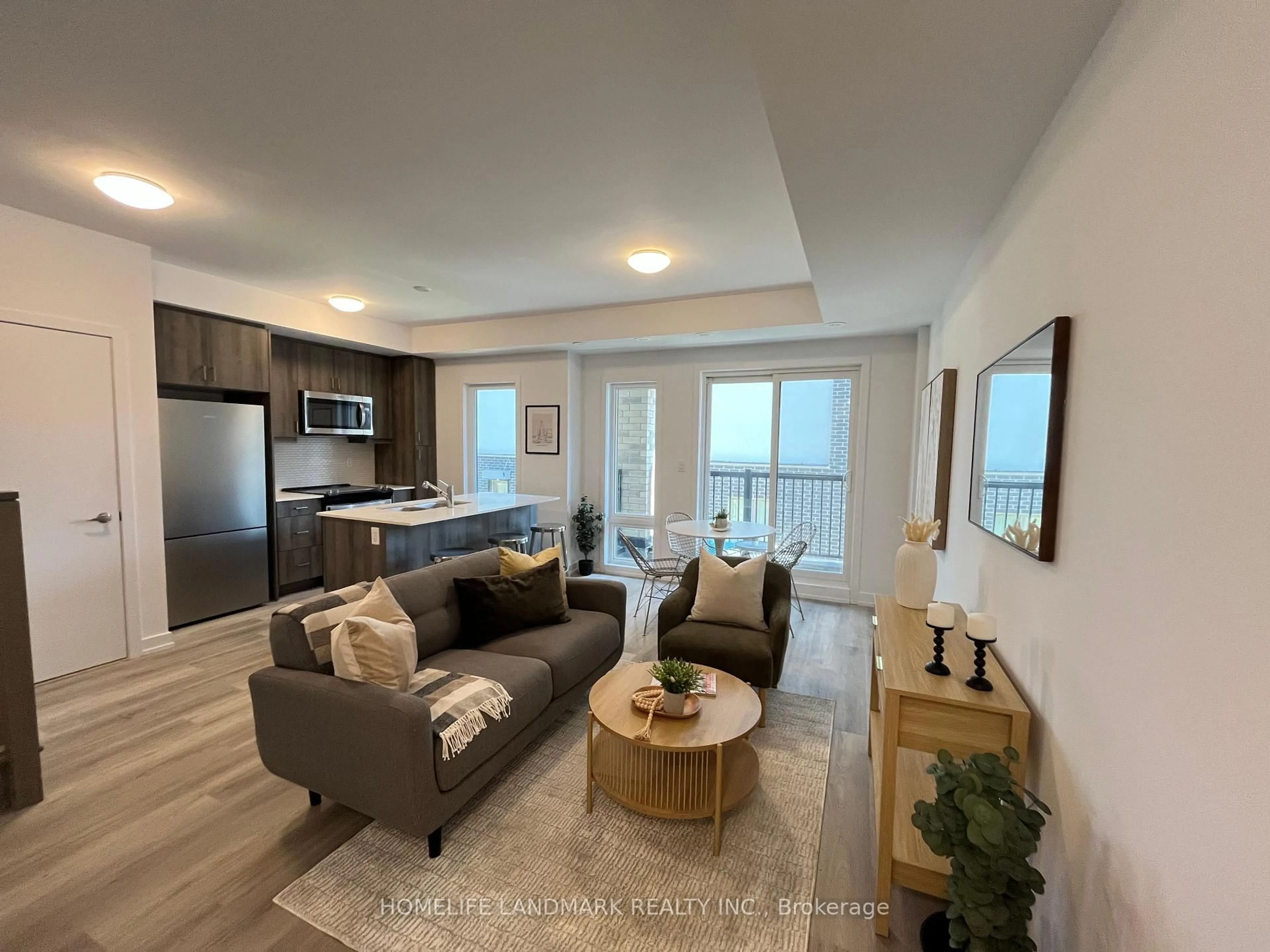 Living room with furniture, unknown for 51 Jefferson Sdrd #106, Richmond Hill Ontario L4E 1M1