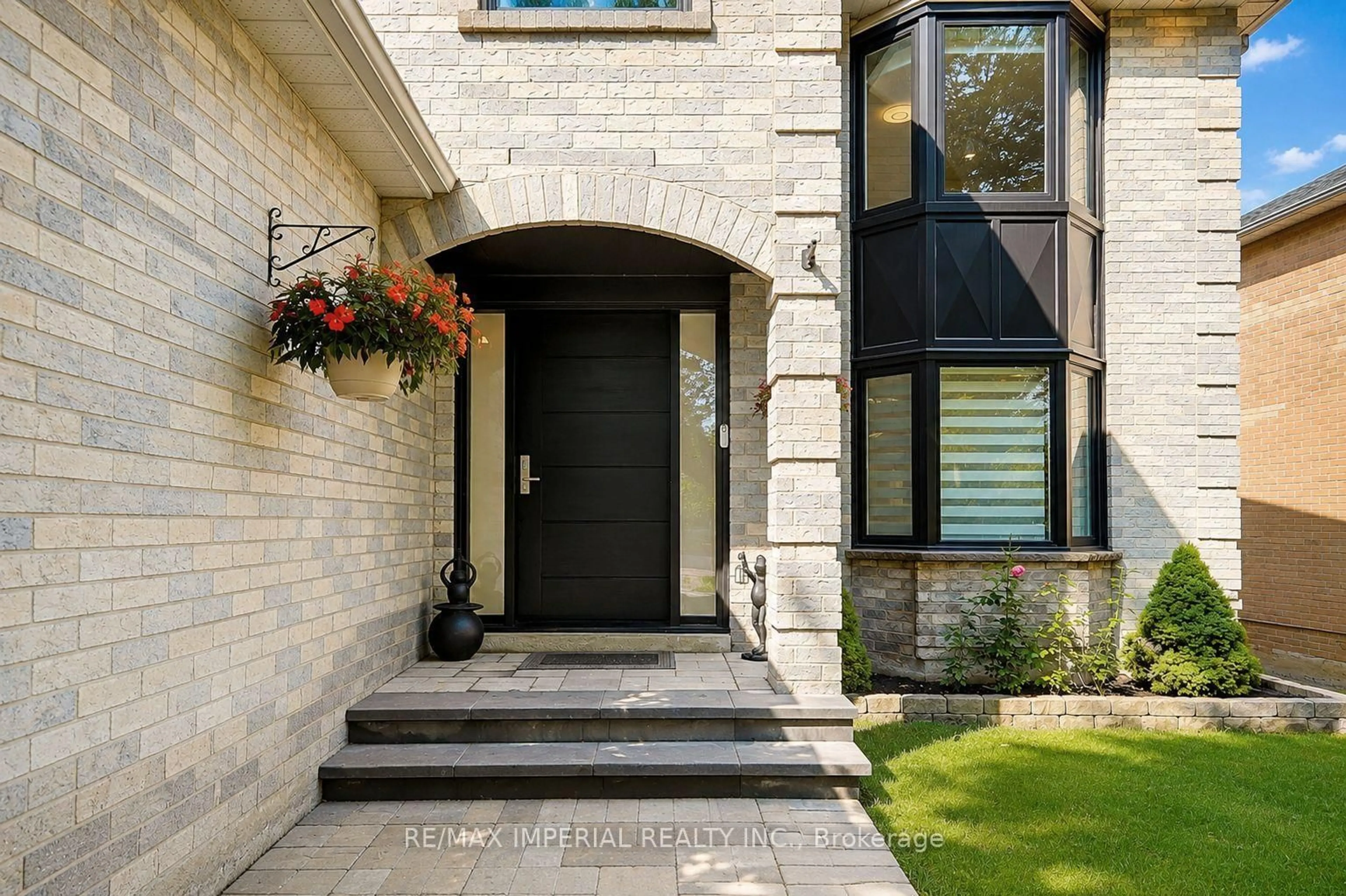 Home with brick exterior material, street for 176 Timpson Dr, Aurora Ontario L4G 5N2