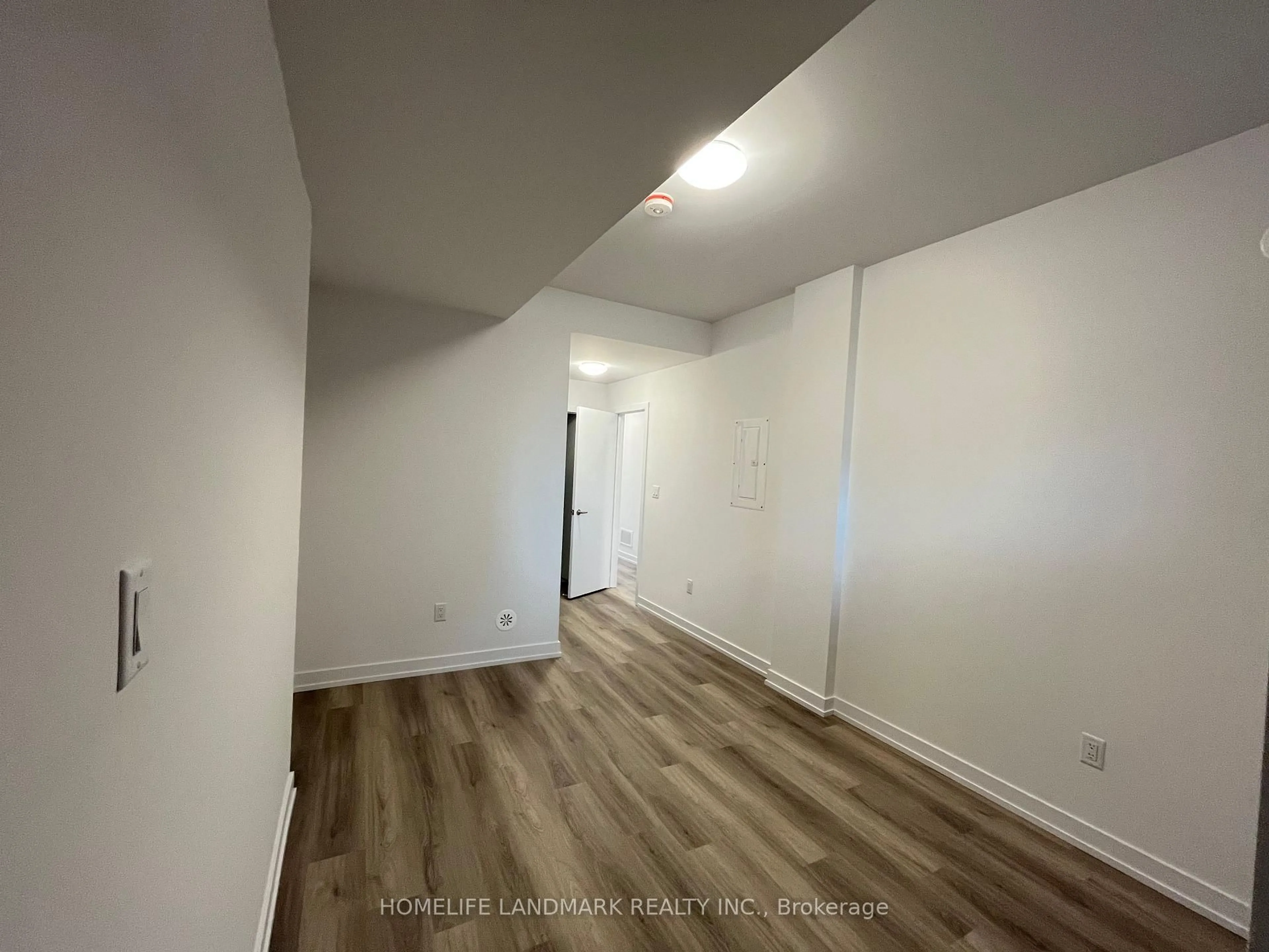 A pic of a room for 51 Jefferson Sdrd #118, Richmond Hill Ontario L4E 1M1