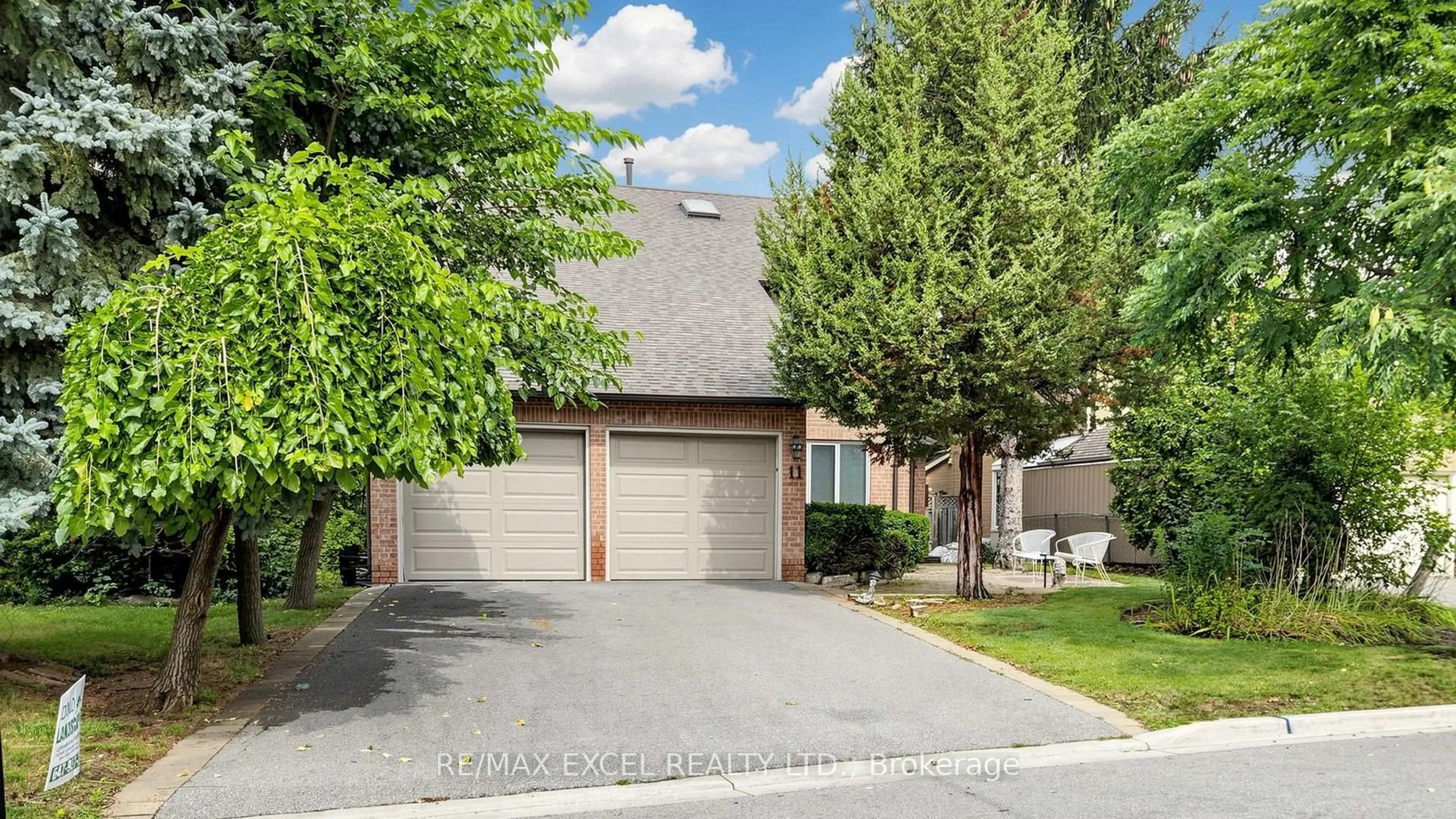 Unknown for 11 Alexis Rd, Markham Ontario L3T 6Z2