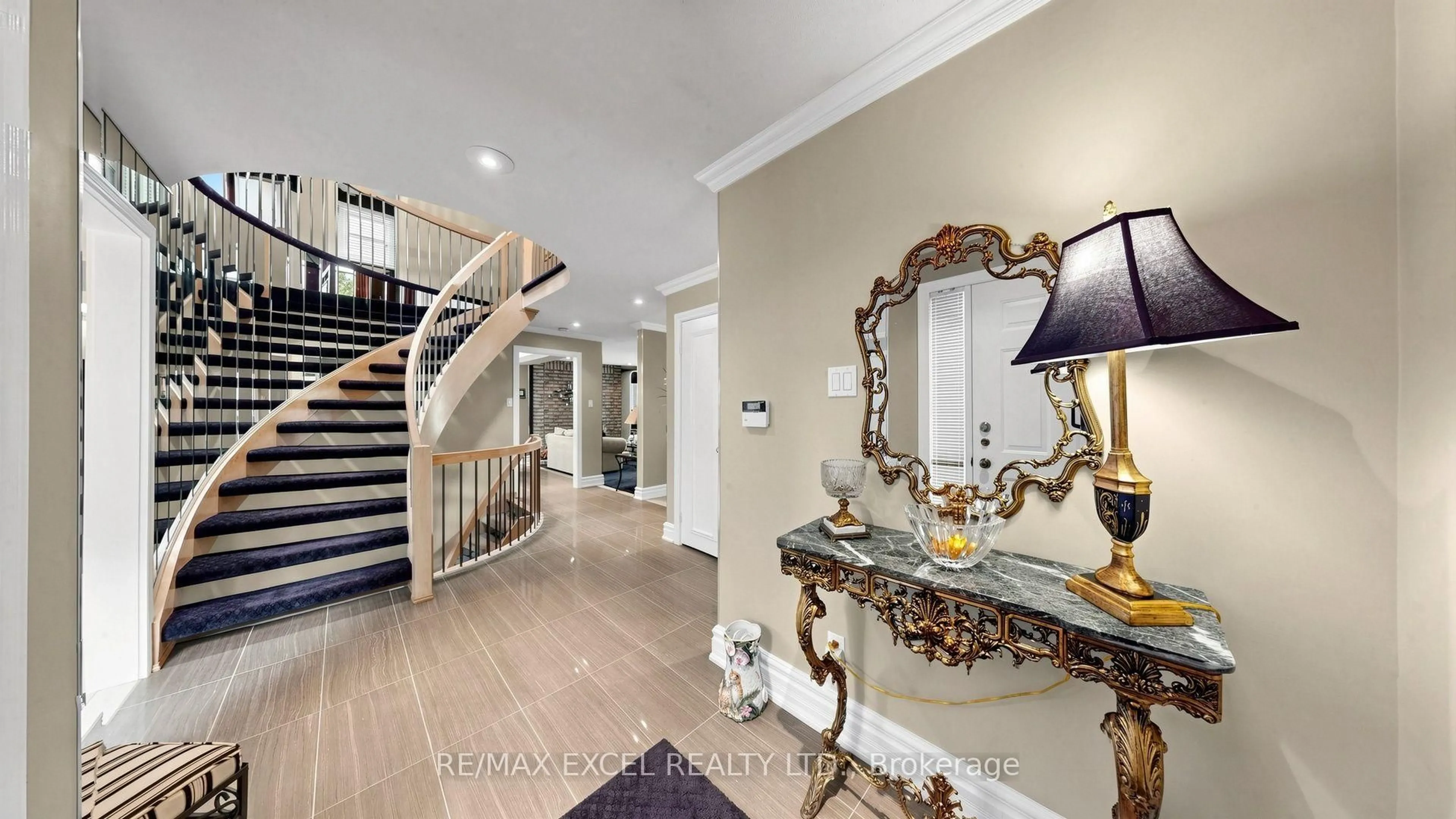Unknown for 11 Alexis Rd, Markham Ontario L3T 6Z2