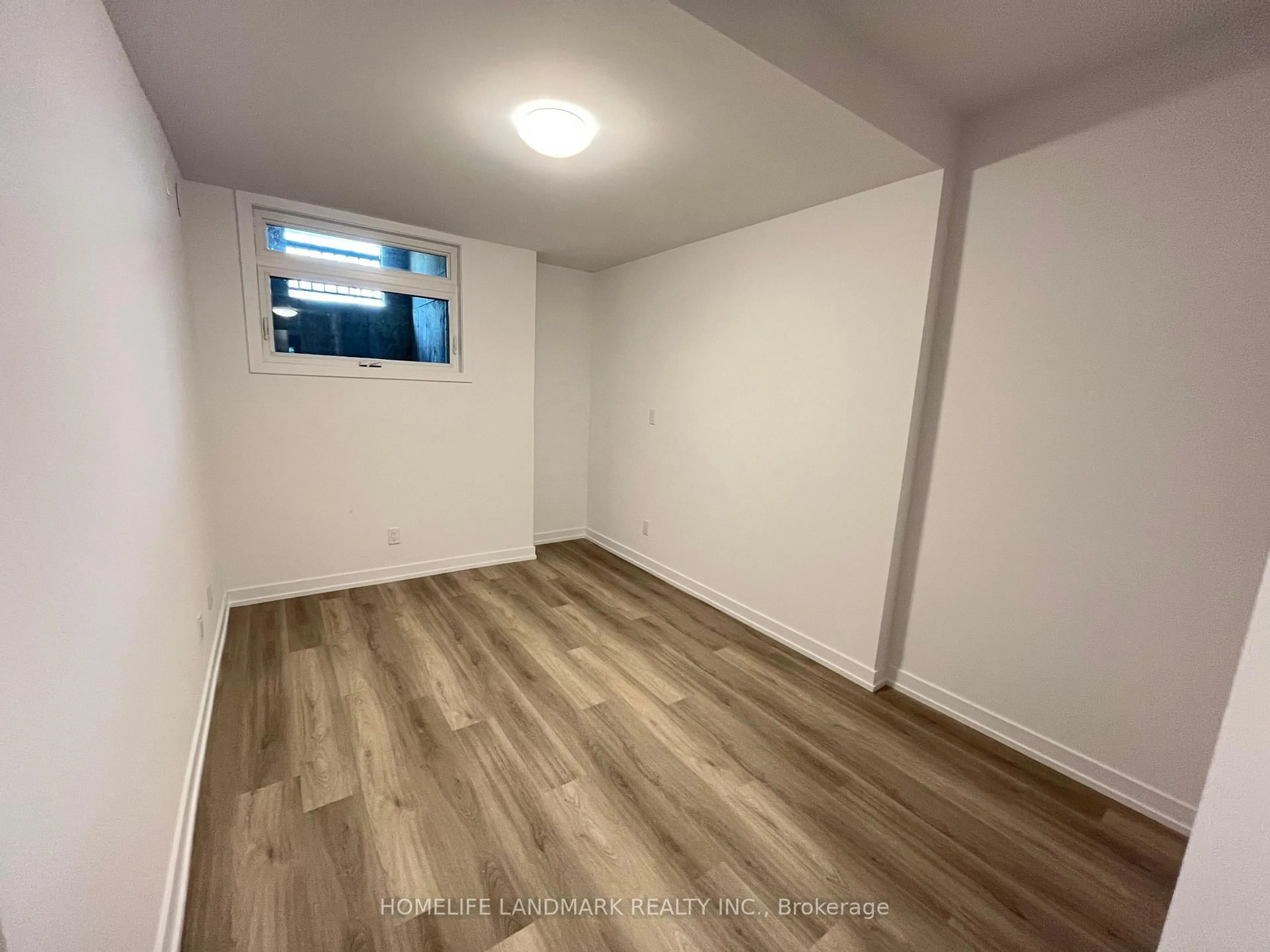 A pic of a room for 5 Bancroft Lane #316, Richmond Hill Ontario L4E 1M1