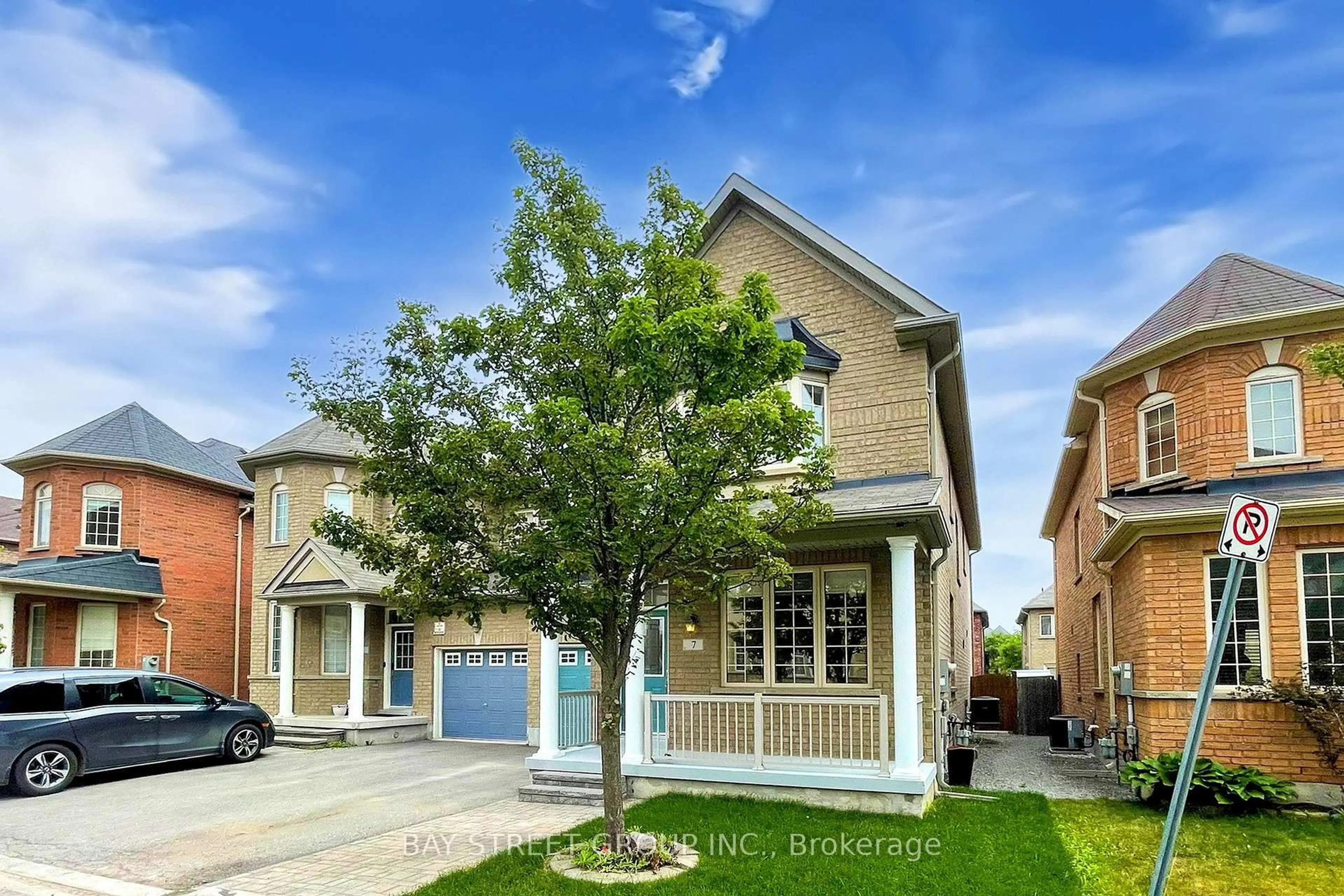 Home with brick exterior material, street for 7 Tufo Ave, Markham Ontario L6C 0H8