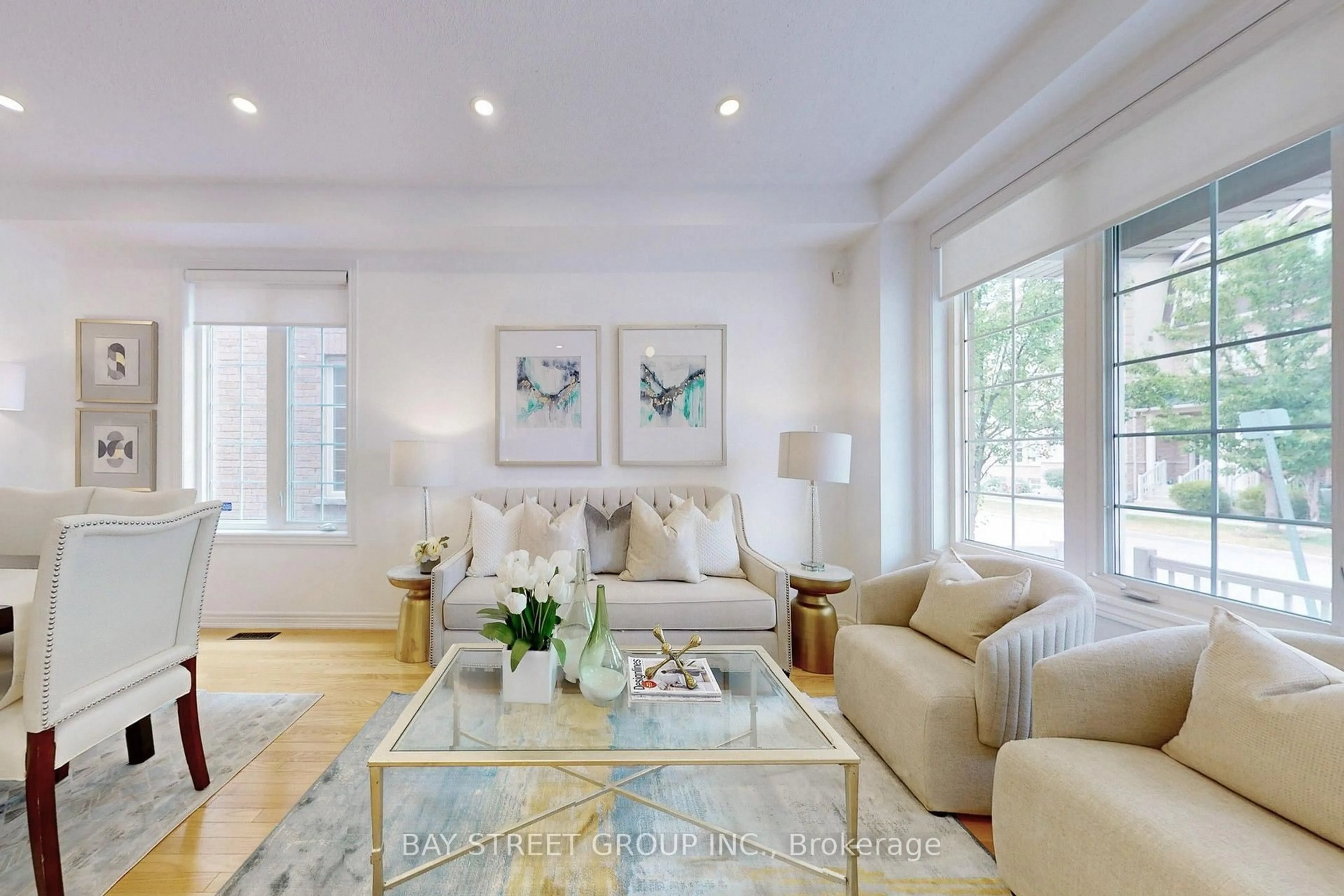 Living room with furniture, unknown for 7 Tufo Ave, Markham Ontario L6C 0H8