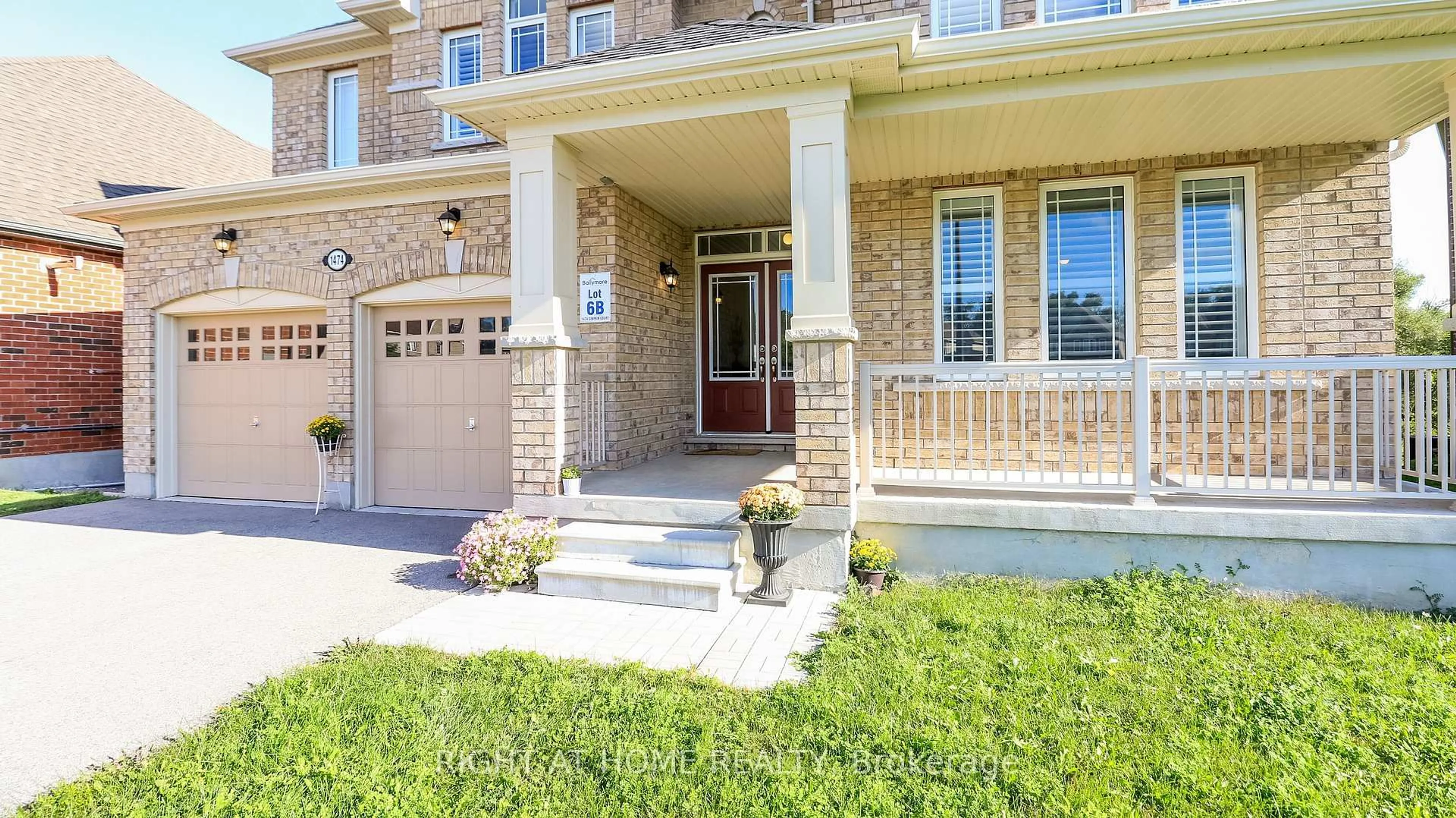 Home with brick exterior material, street for 1474 Simpkin Crt, Innisfil Ontario L0L 1W0