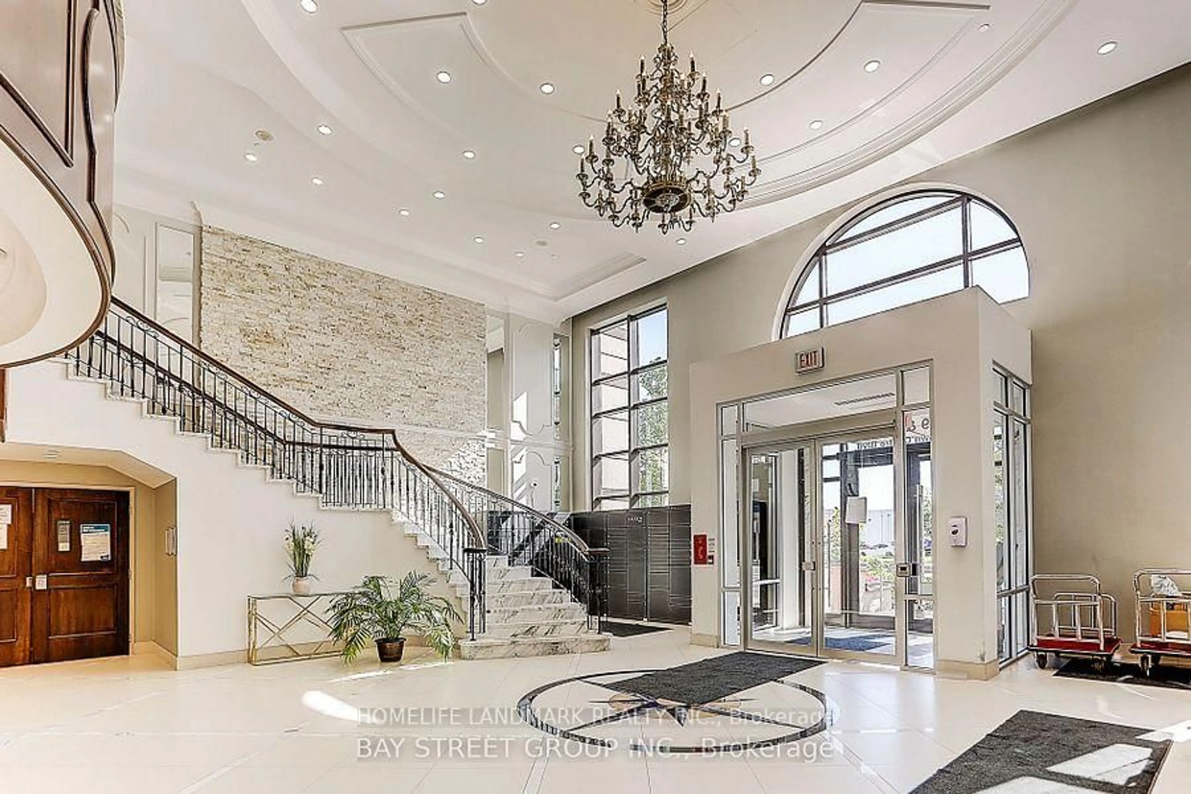 Indoor foyer for 33 Clegg Rd #1102, Markham Ontario L6G 0G6