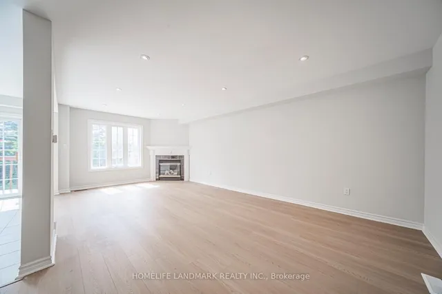 59 Bloomgate Cres, Richmond Hill 5