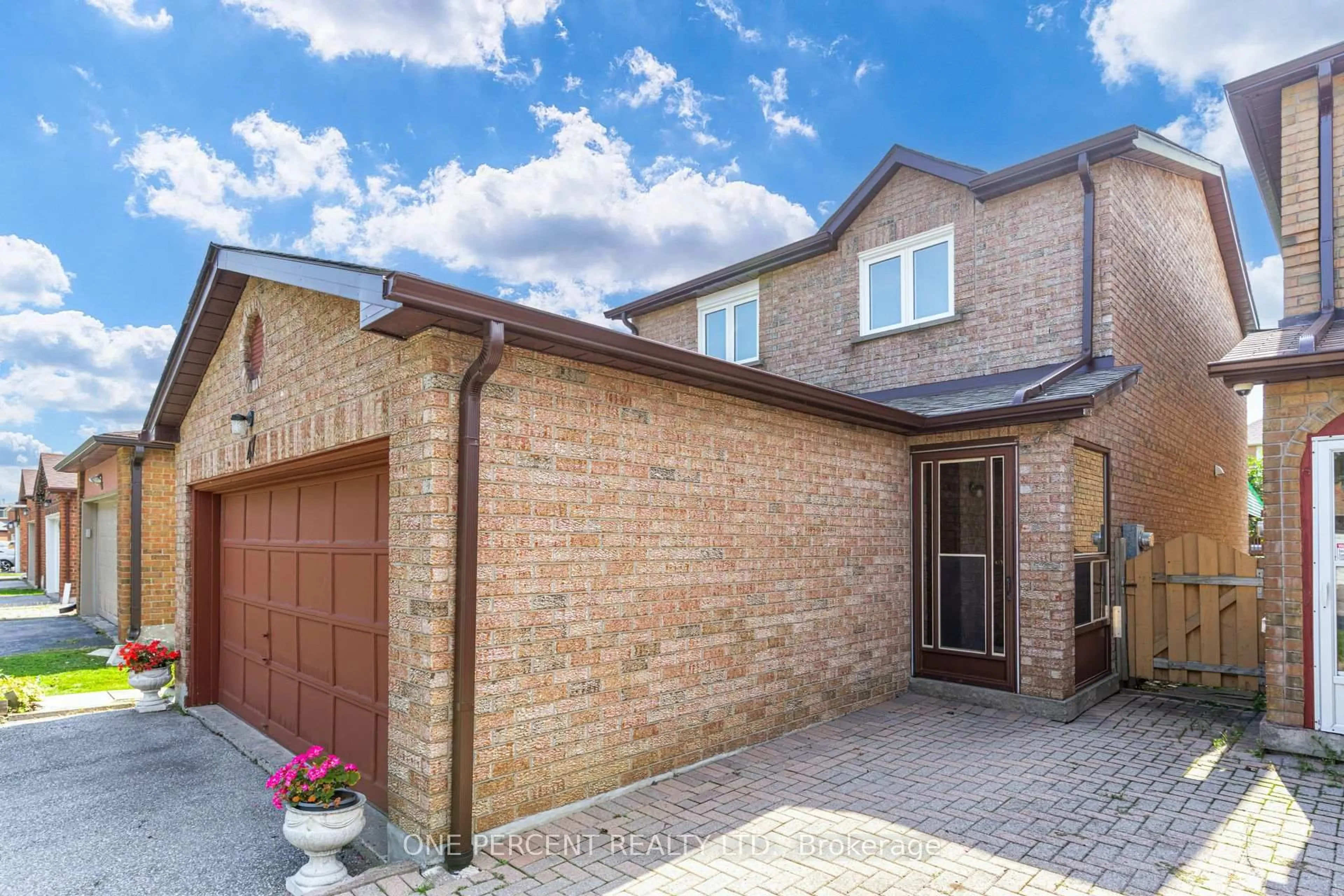 Home with brick exterior material, street for 47 Hendon Rd, Markham Ontario L3R 6Z7