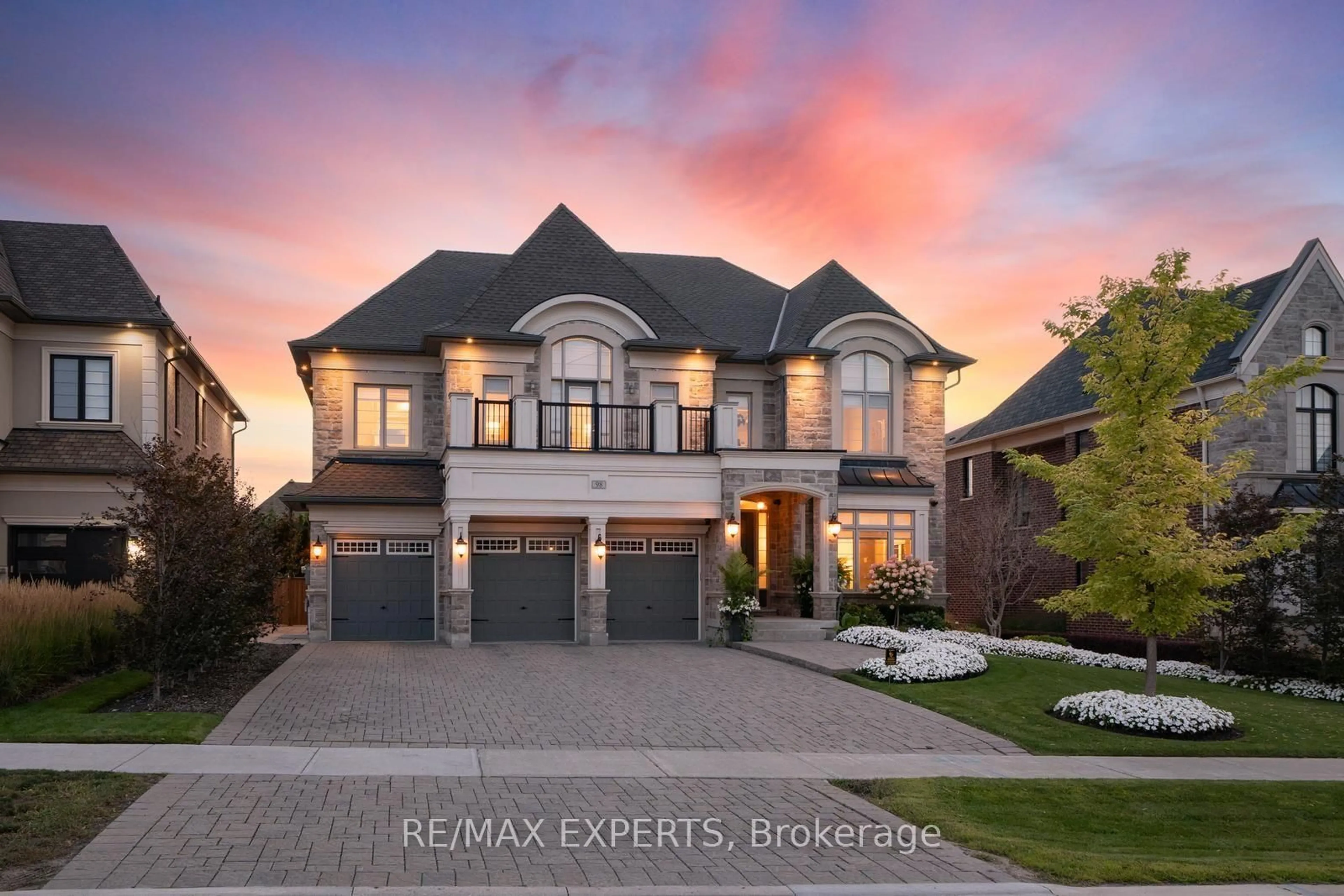 Home with brick exterior material, street for 98 Endless Circ, Vaughan Ontario L4H 4N8