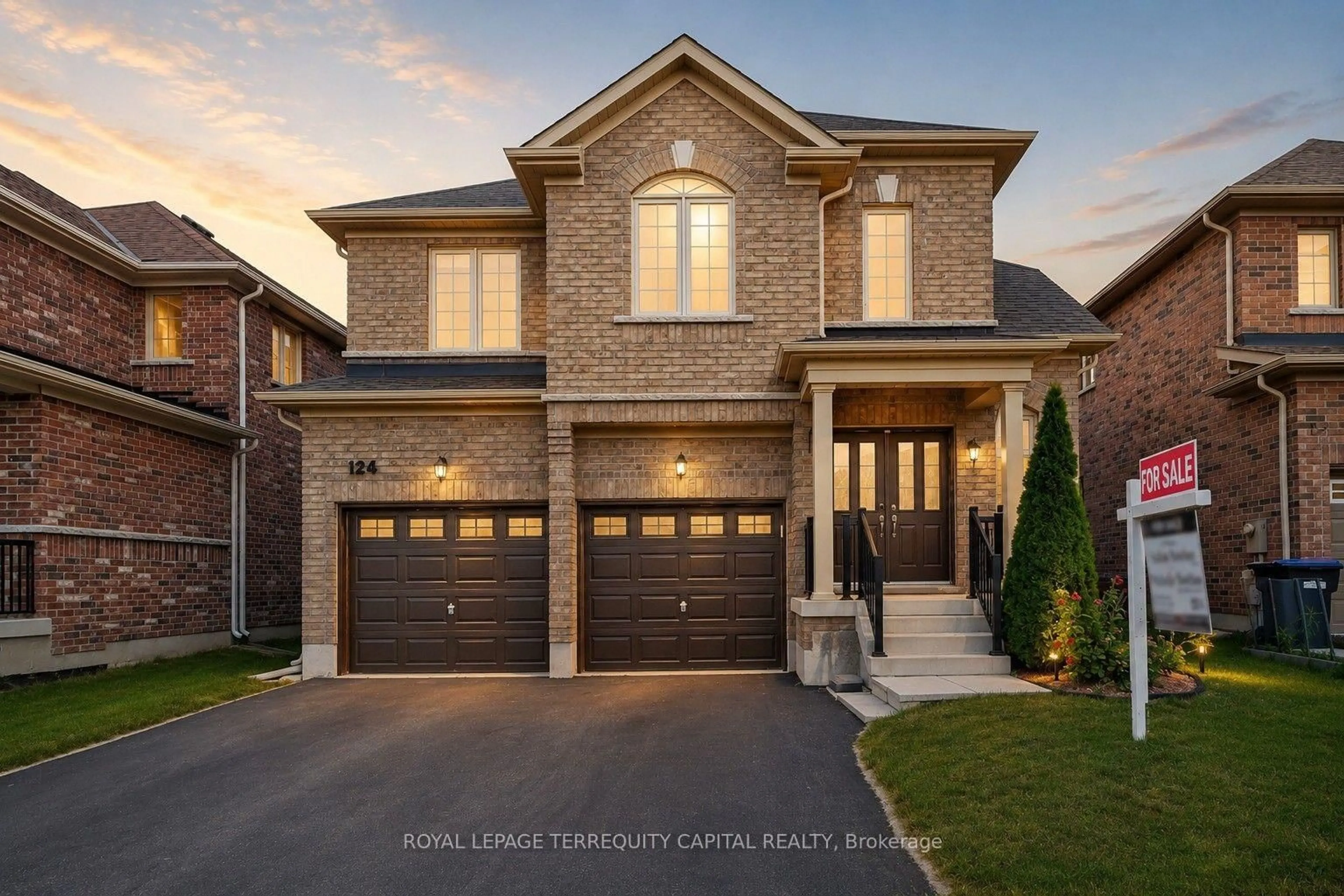 Home with brick exterior material, street for 124 Milby Cres, Bradford West Gwillimbury Ontario L3Z 0X8
